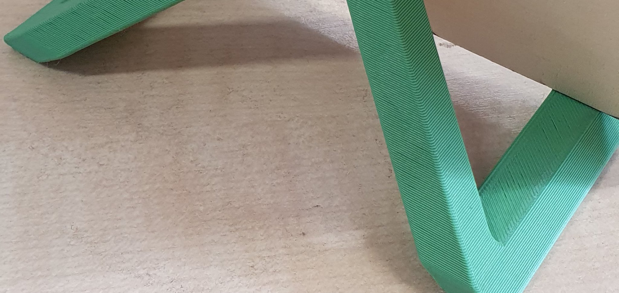 Giá đỡ hình ảnh để bàn bằng gỗ cho văn phòng