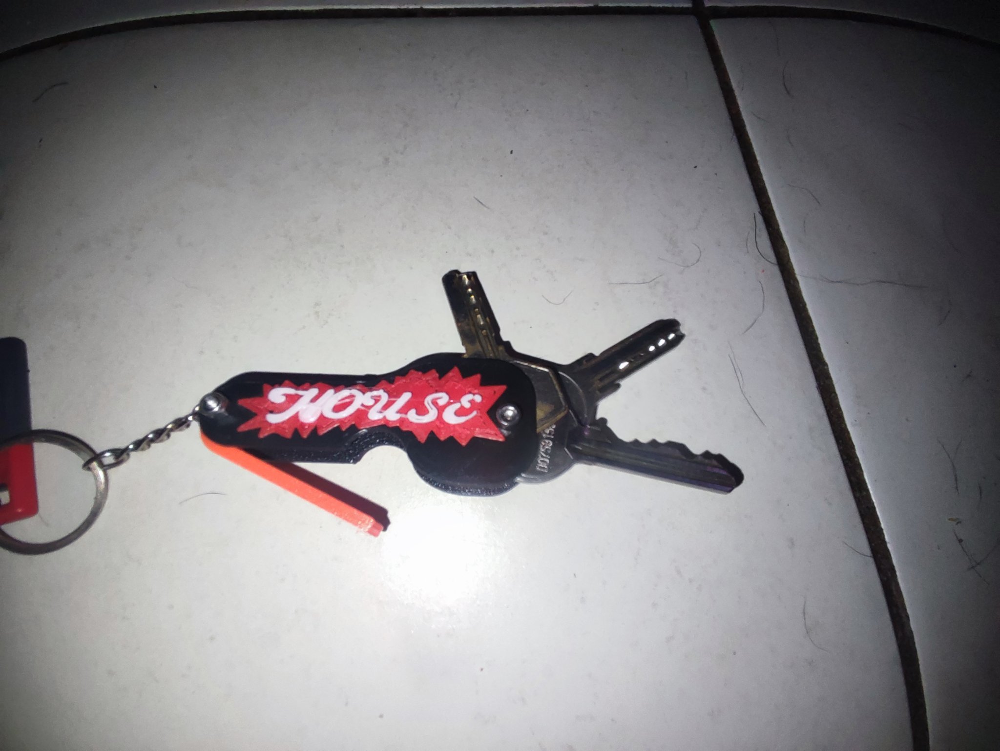 Móc chìa khóa hình ngôi nhà dễ thương