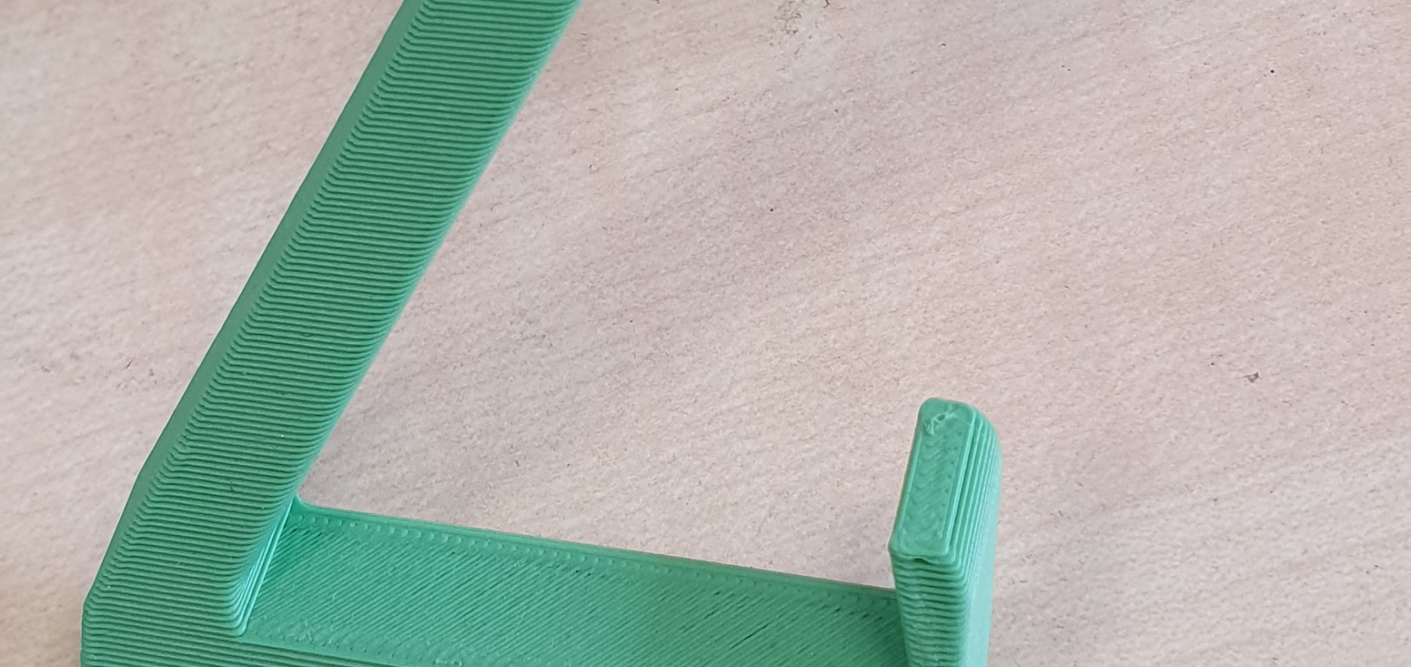 Giá đỡ hình ảnh để bàn bằng gỗ cho văn phòng