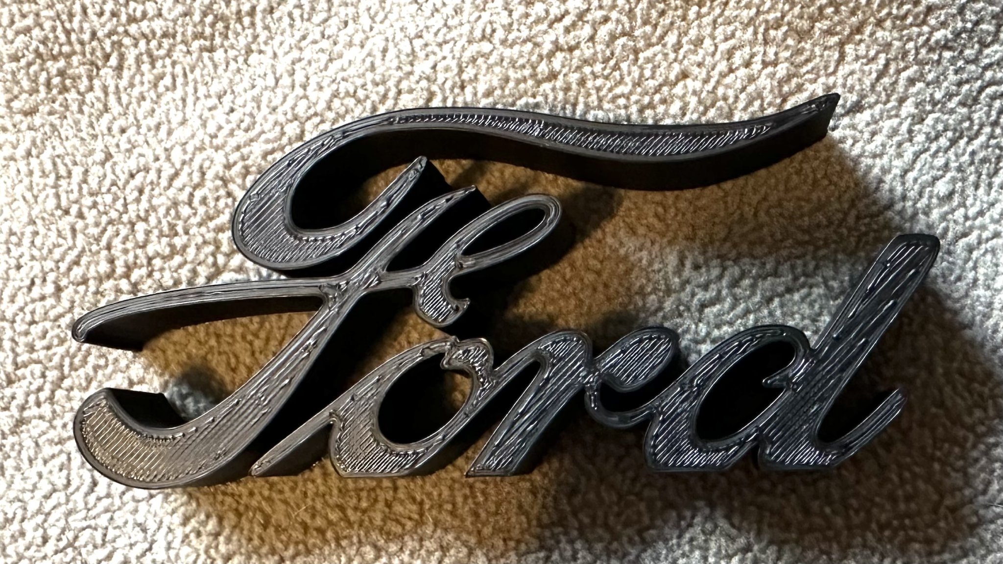 Biểu tượng chữ Ford không có hình oval