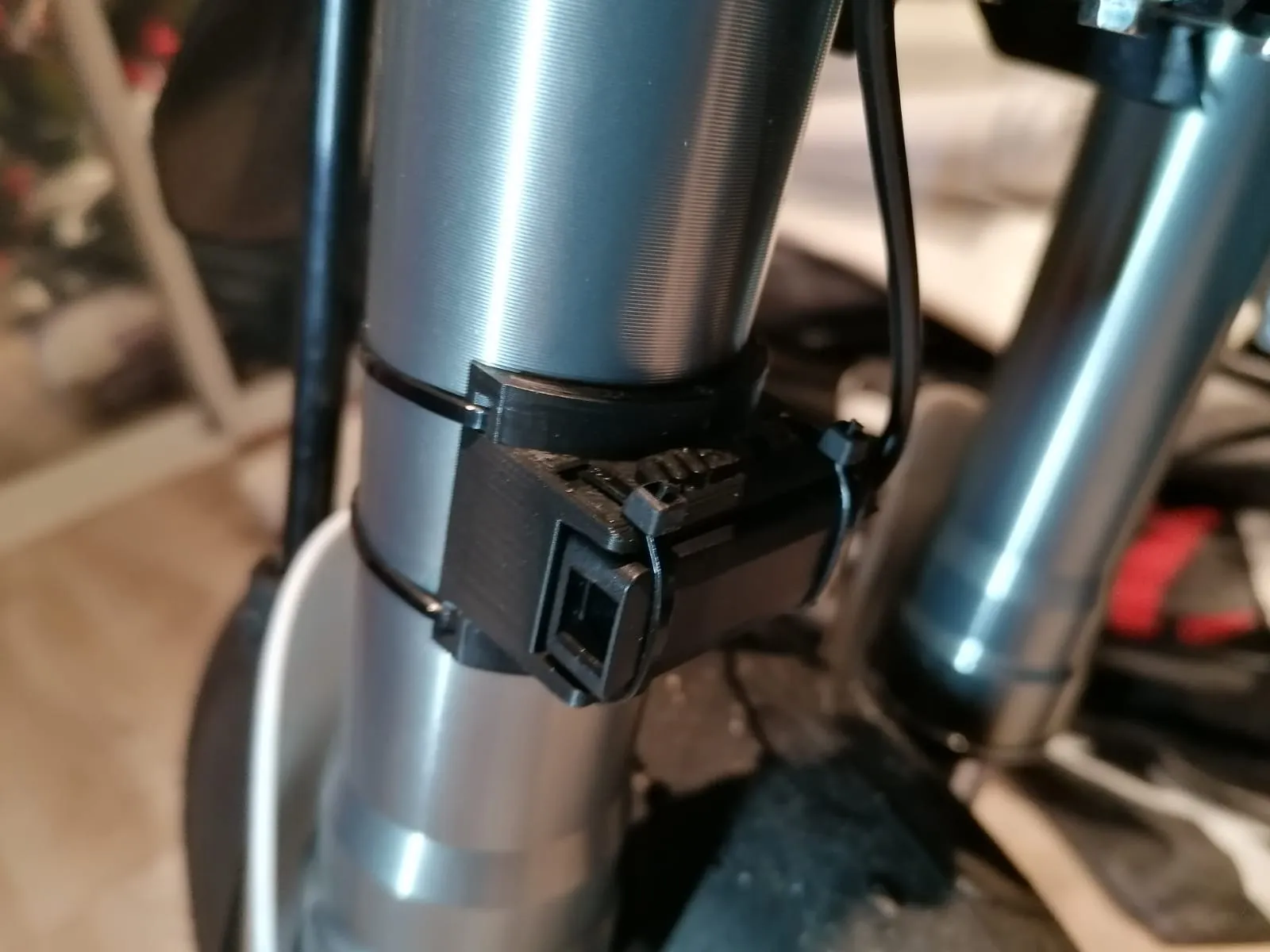 Giá đỡ cho đồng hồ bấm giờ YCF Trung Quốc