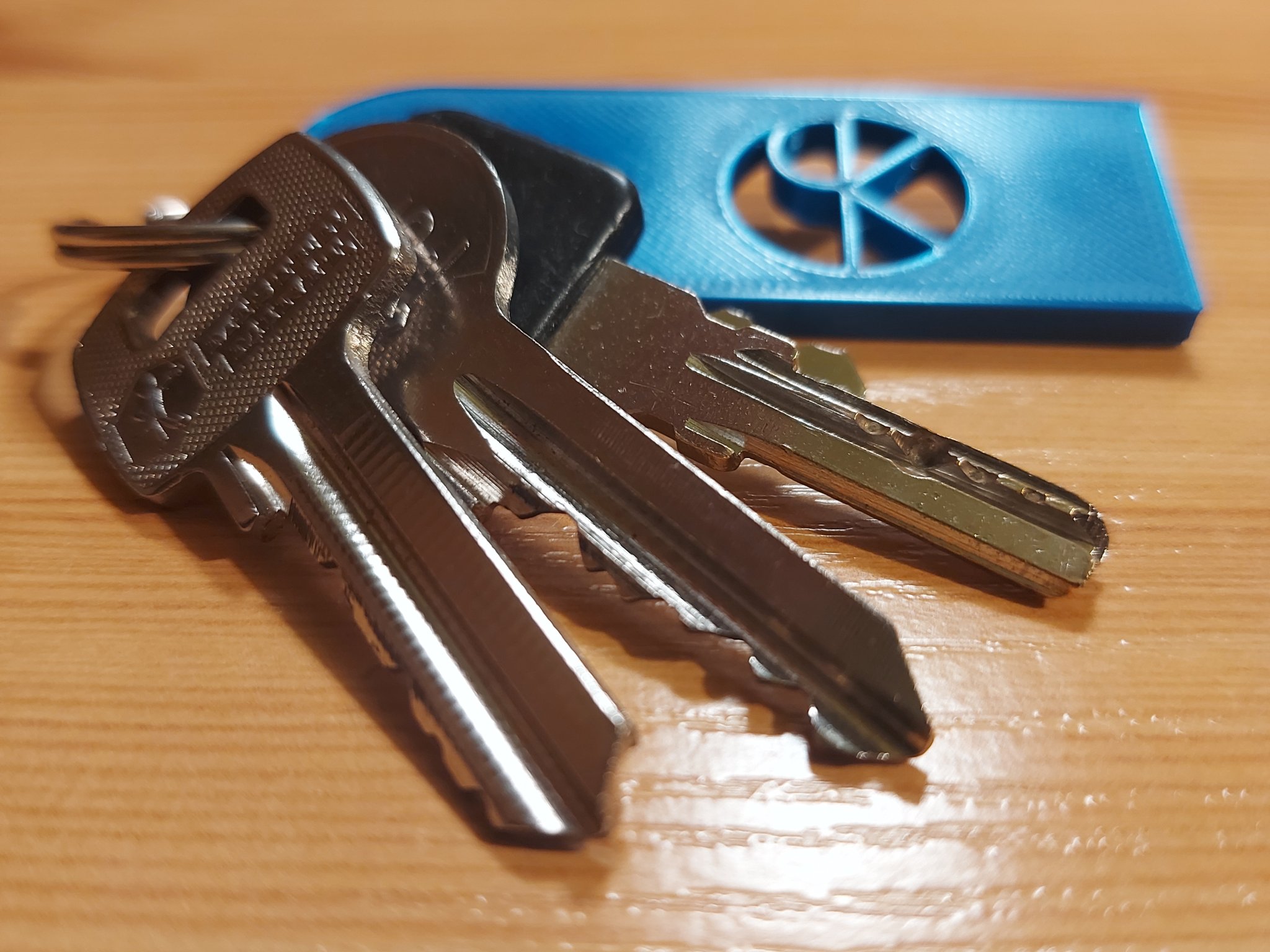 Thẻ chìa khóa tùy chỉnh với logo của tôi