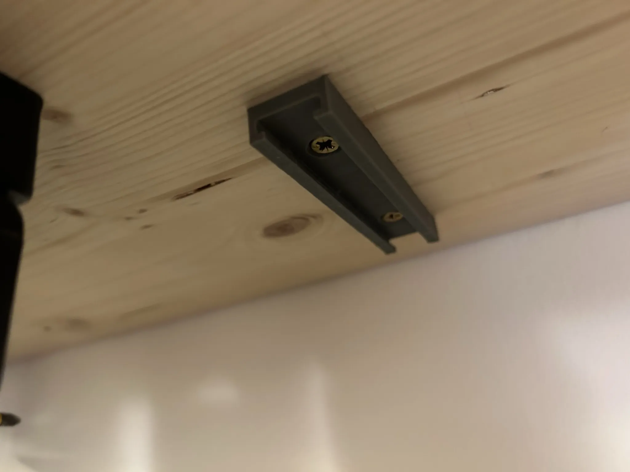 Giá đỡ mức nước Wilko màu đỏ nhỏ