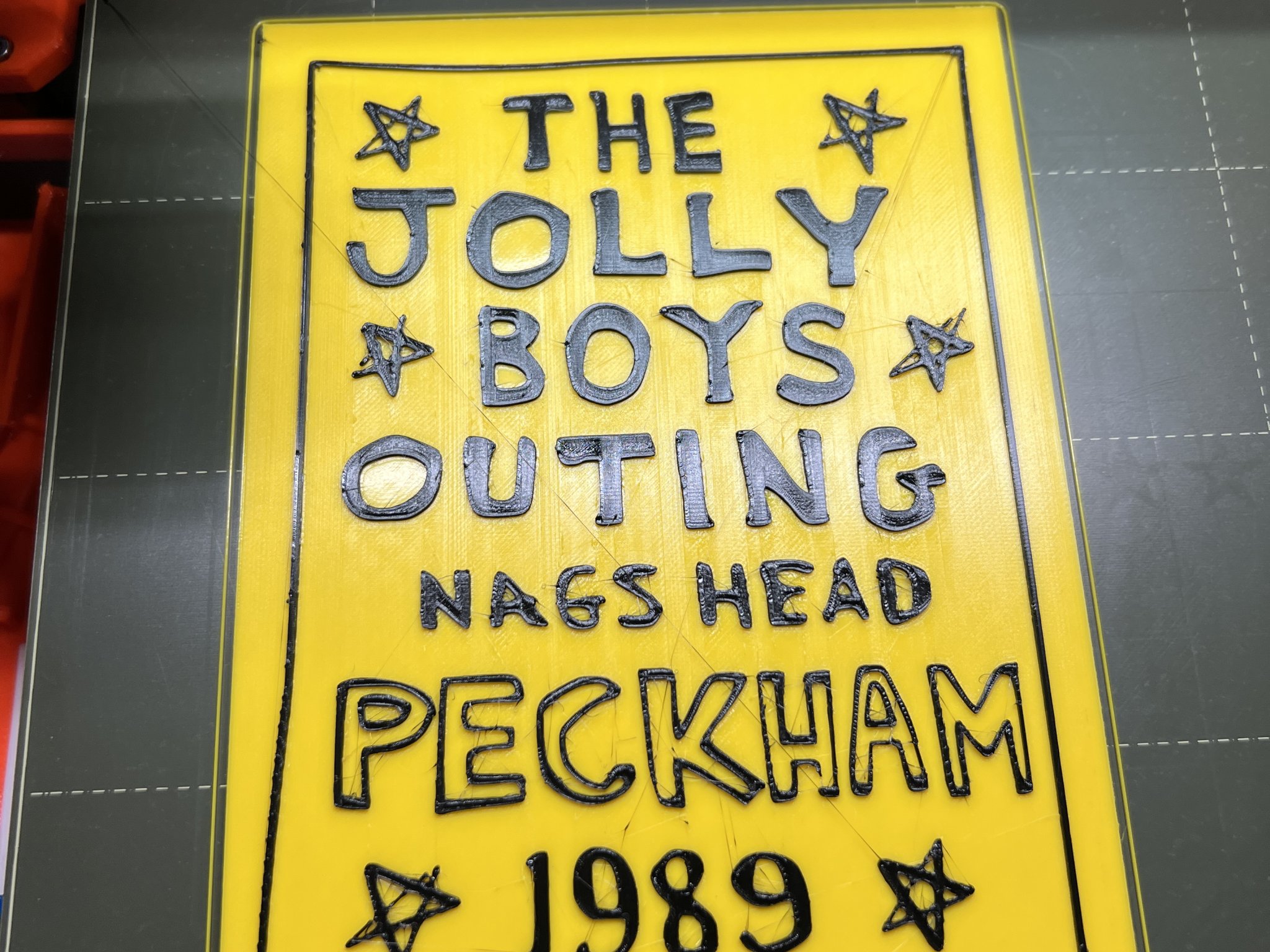 Áo poster cuộc đi chơi của những chàng trai vui vẻ