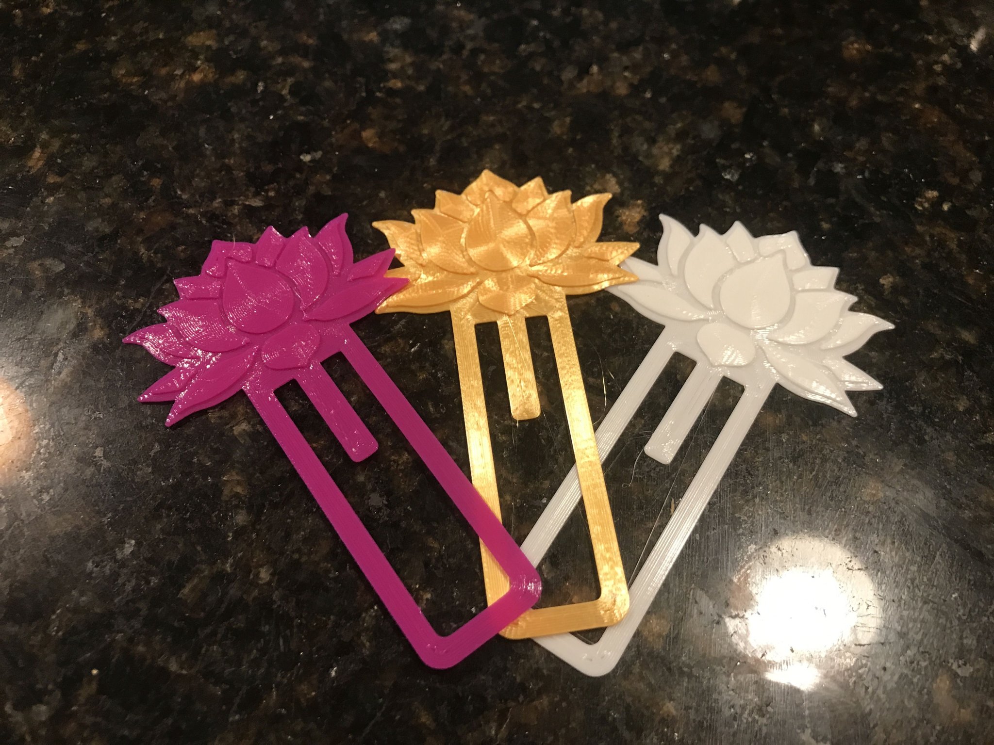 Đánh dấu sách thiết kế hoa sen đơn giản