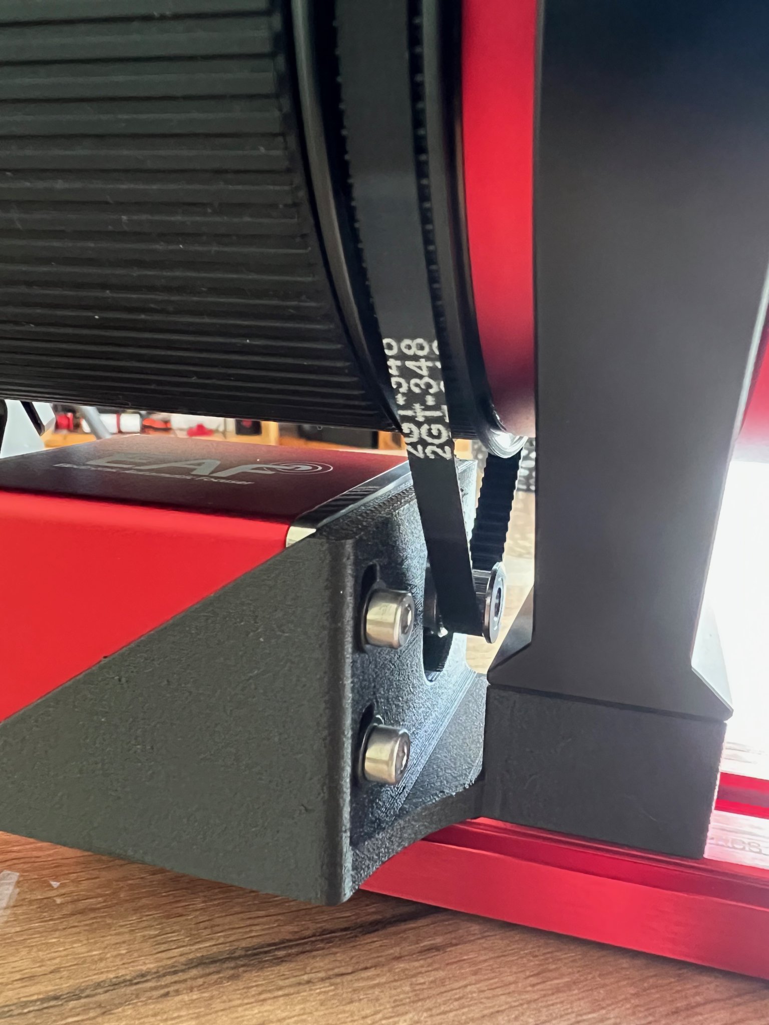 Giá đỡ ZWO EAF cho kính thiên văn William Optics RedCat 71