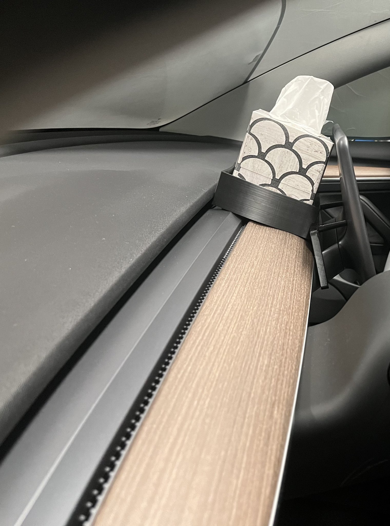 Giá đỡ hộp giấy cho Tesla Model 3 năm 2022