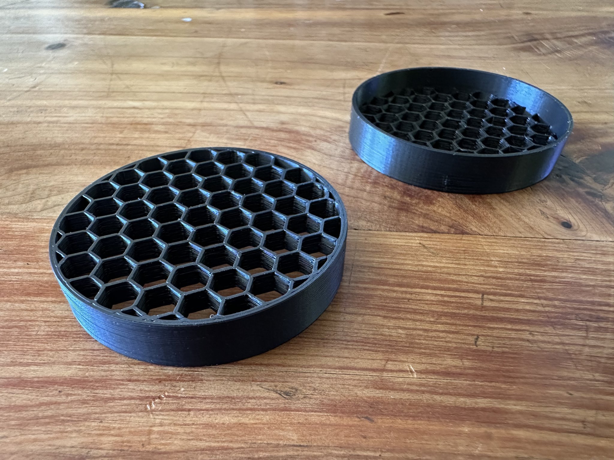 Máng che ánh sáng MR16 chống chói với thiết kế tổ ong