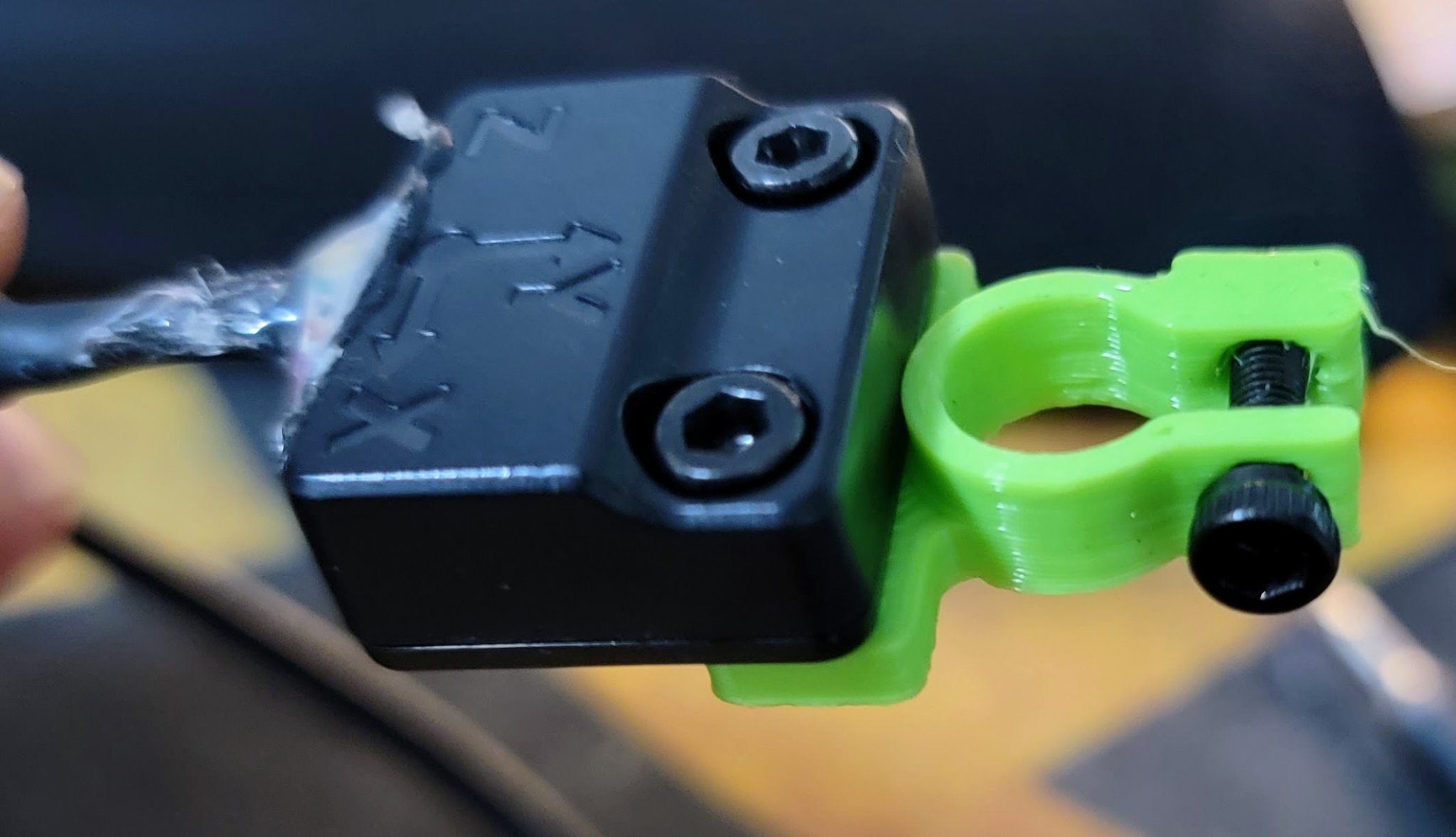 Giá đỡ cảm biến cộng hưởng cho đầu in V6 Creality