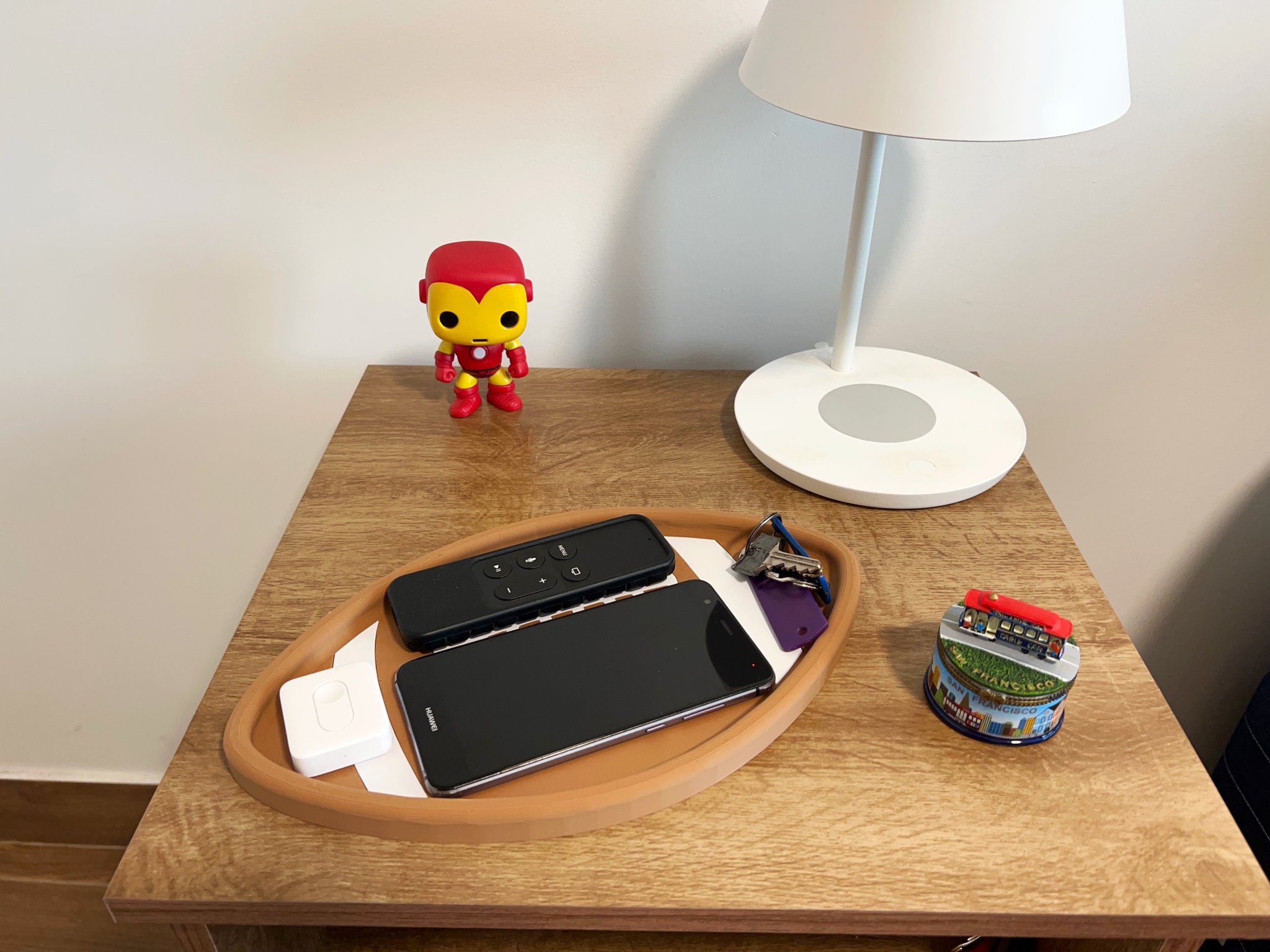 Khay bóng đá biểu tượng cho không gian sống và phòng ngủ