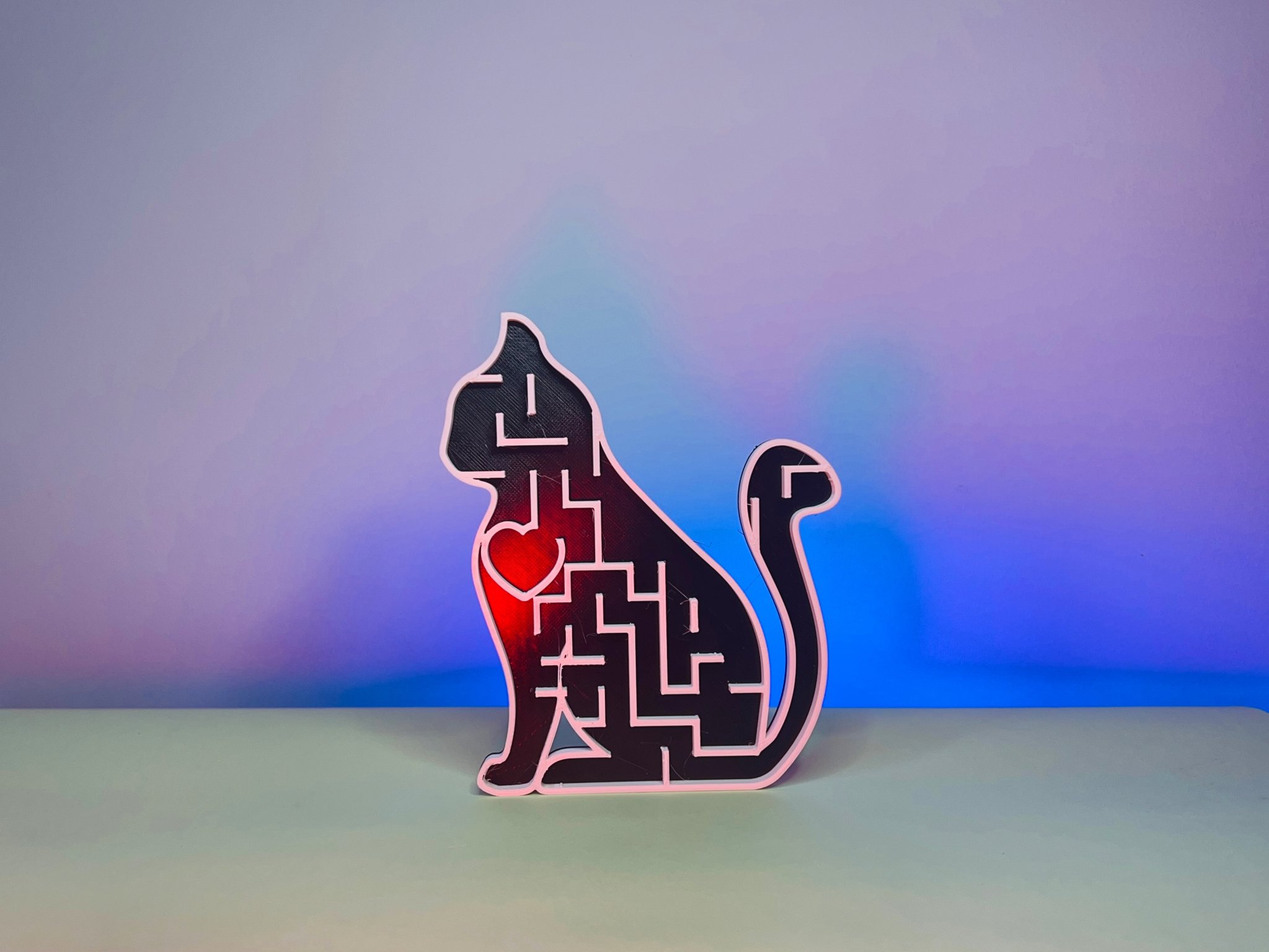 Mê cung trái tim mèo dễ thương bằng đá marbles