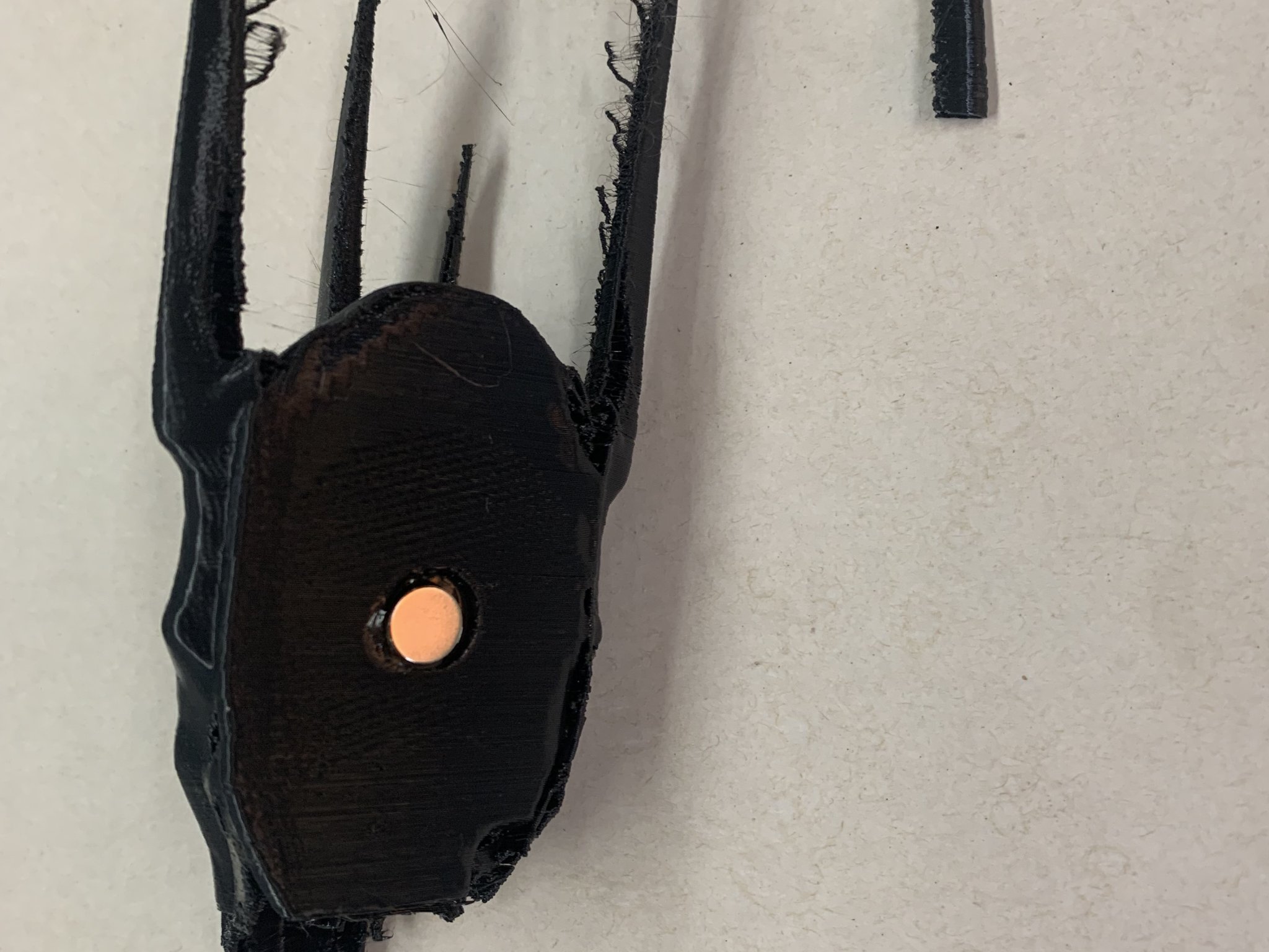 Nam châm đầu lâu Sauron cho tủ lạnh