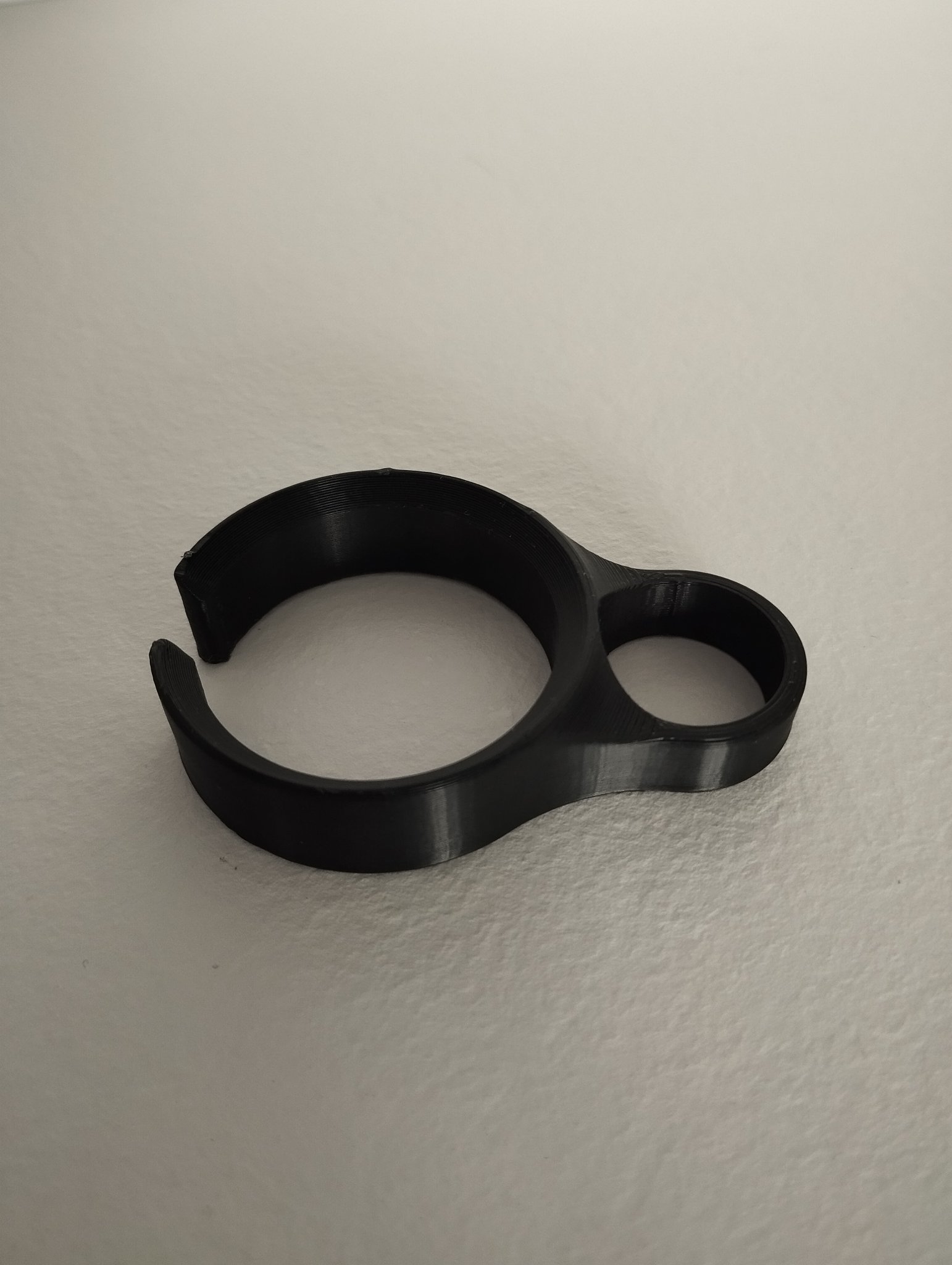 Móc treo bình giữ nhiệt tiện lợi cho hoạt động ngoài trời