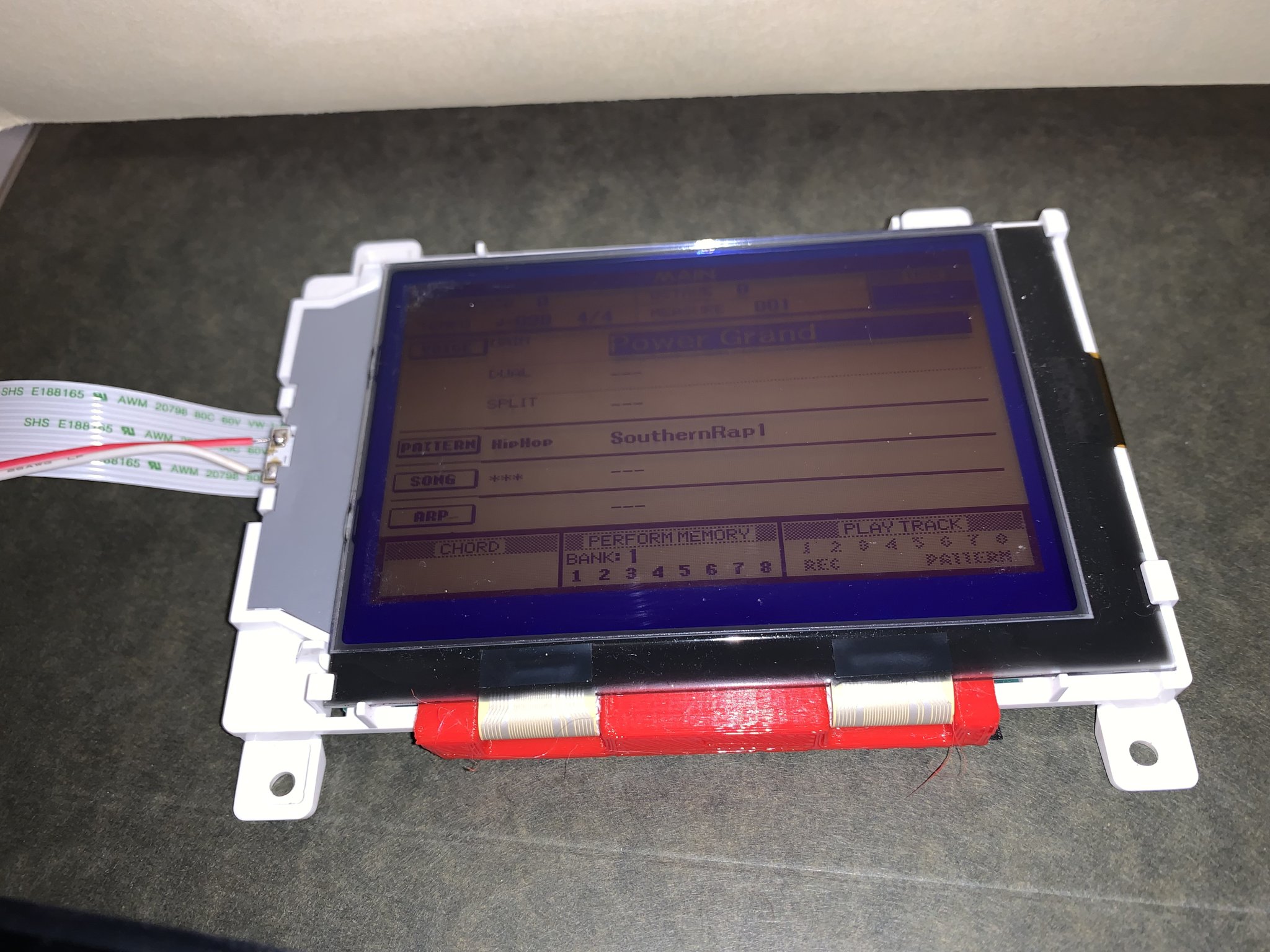 Giá đỡ sửa chữa màn hình cho đàn piano Yamaha MM6