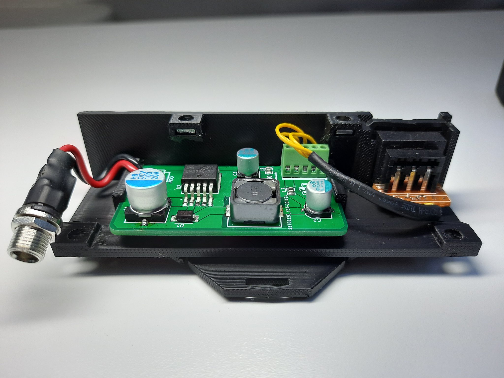 Vỏ PSU ReN64 phiên bản 2 cho máy in 3D