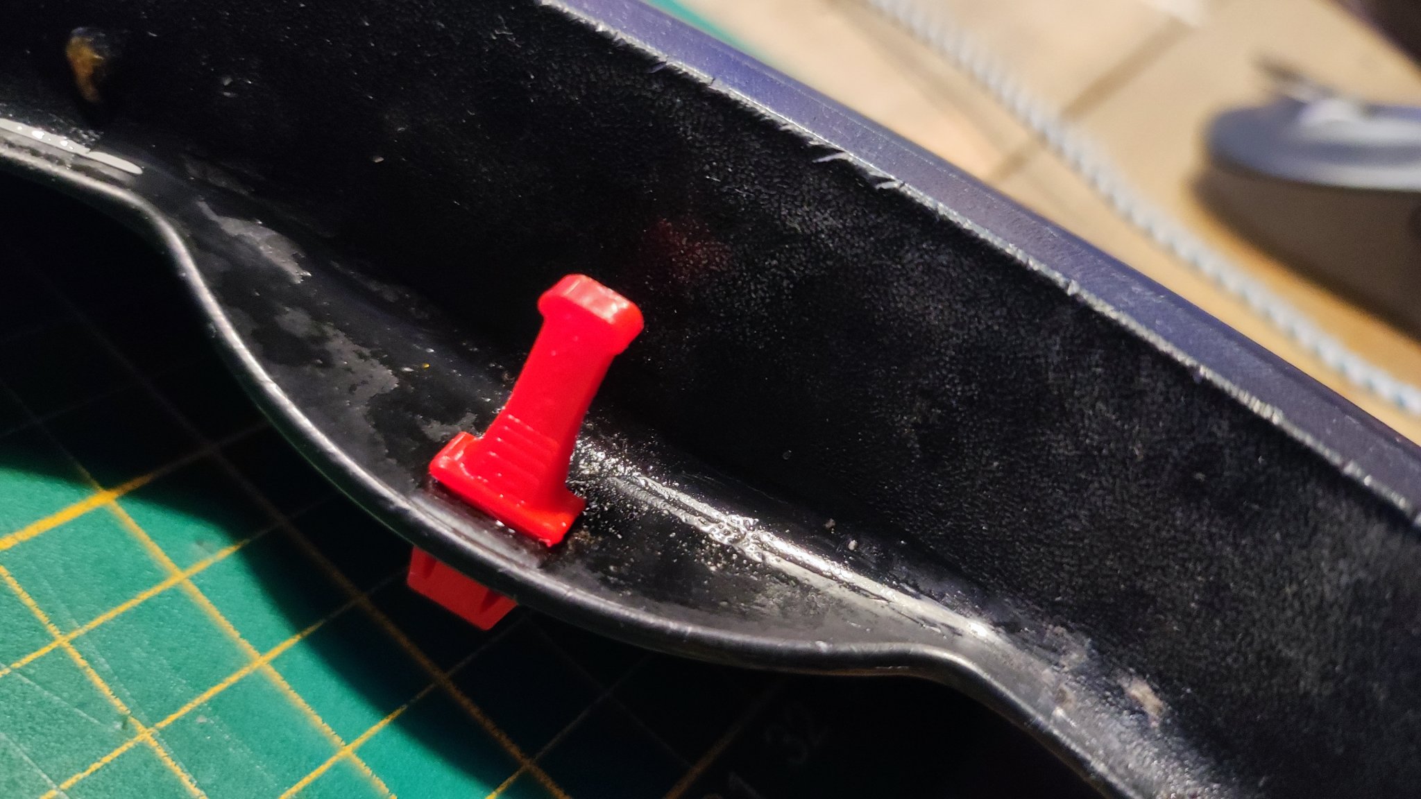 Thùng rác Brabantia có nắp cảm ứng