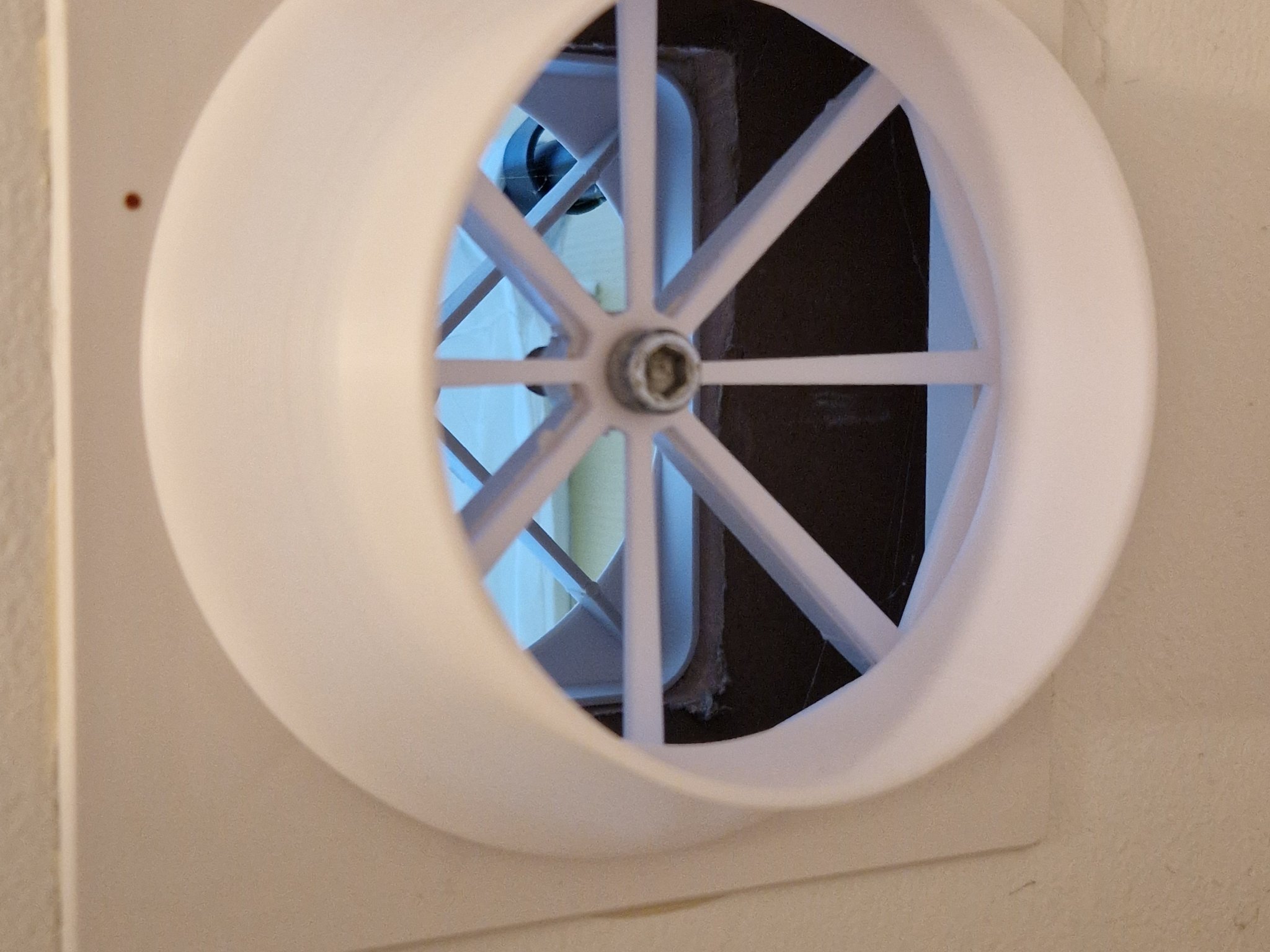 Bộ chuyển đổi ống thông gió 132mm sang 100mm với lỗ giữa cho...