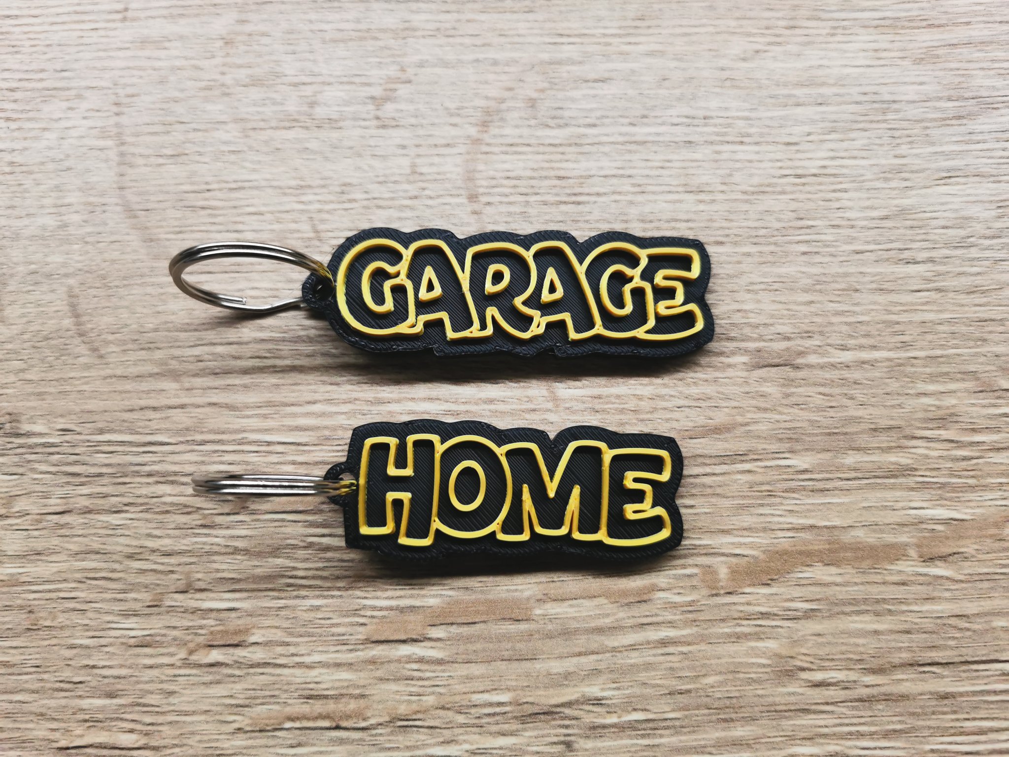 Móc khóa nhà và gara với thiết kế độc đáo