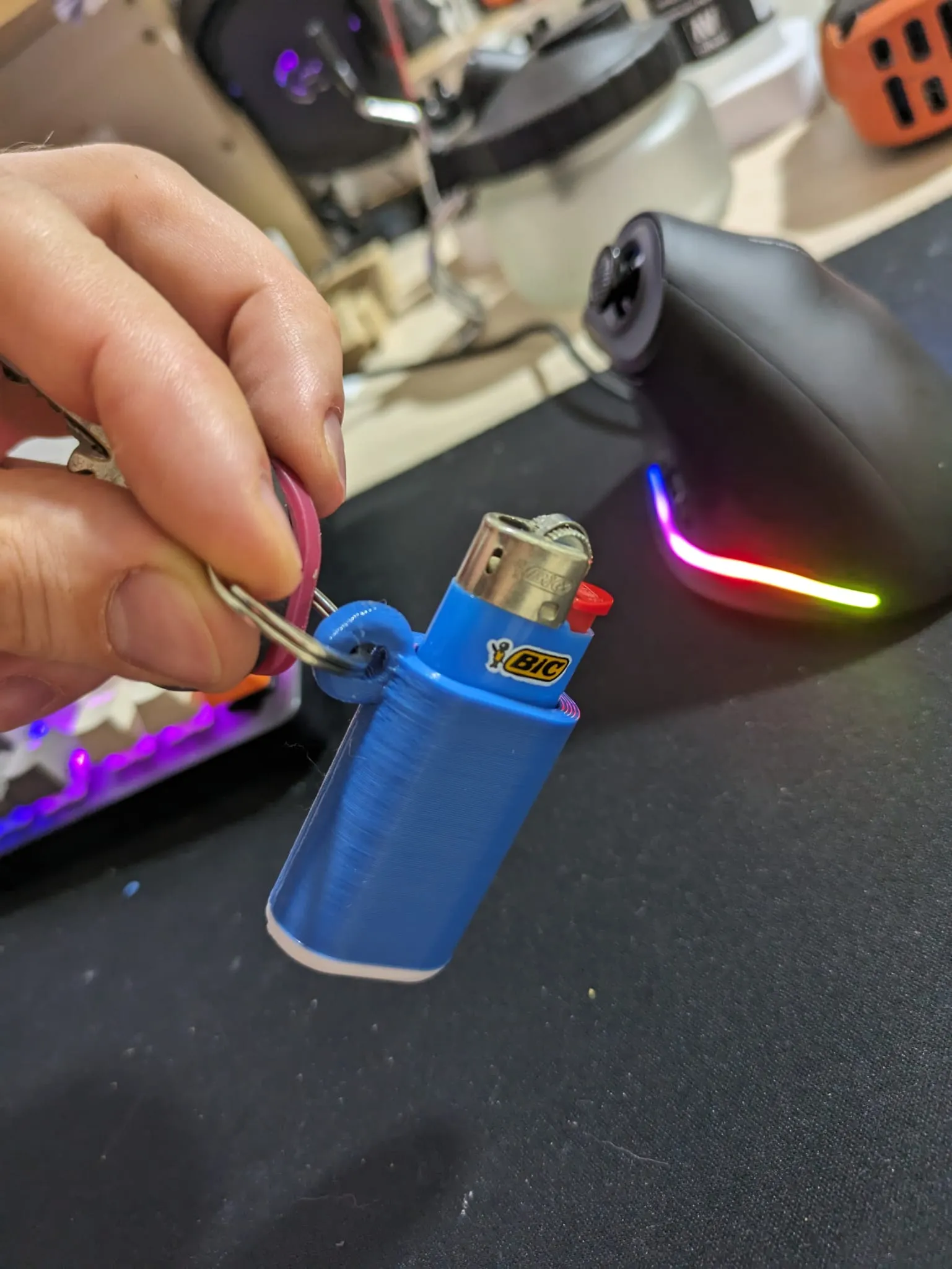 Đèn bật lửa móc chìa khóa tiện lợi luôn bên bạn