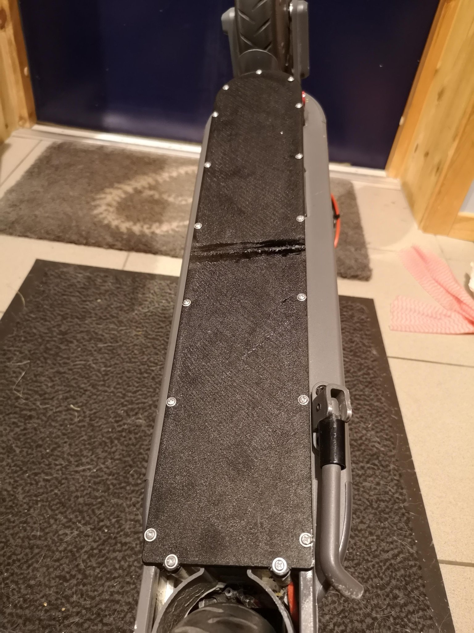 Nắp ngăn chứa pin cho xe scooter KingSong x1 E-wheels E2S