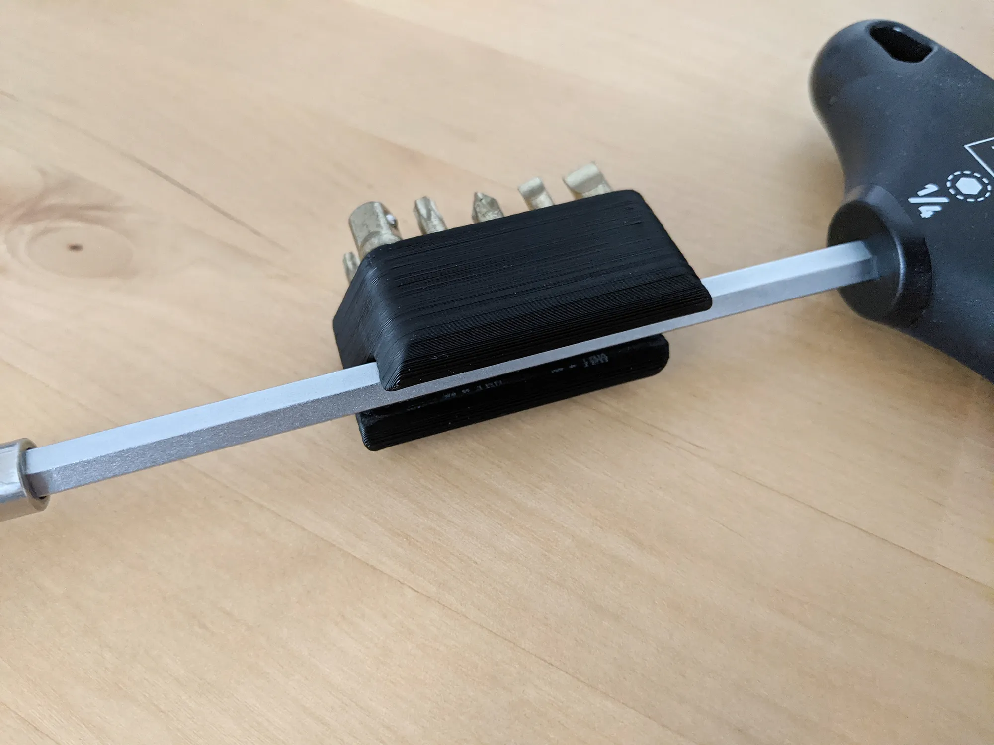 Giá đỡ bit hex kẹp cho dụng cụ có trục dài 1/4