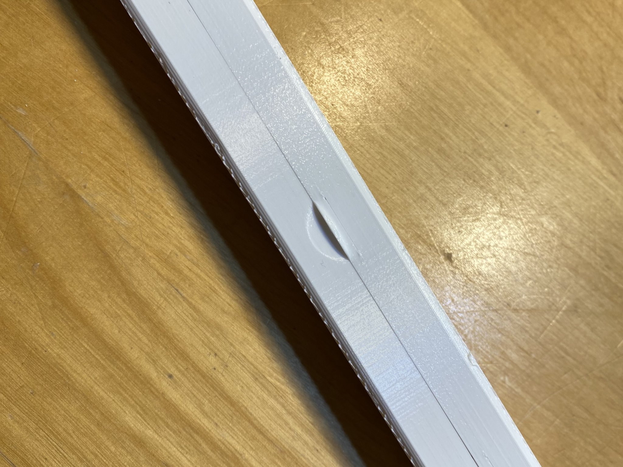 Hộp đựng bàn chải đánh răng Curaprox tiêu chuẩn