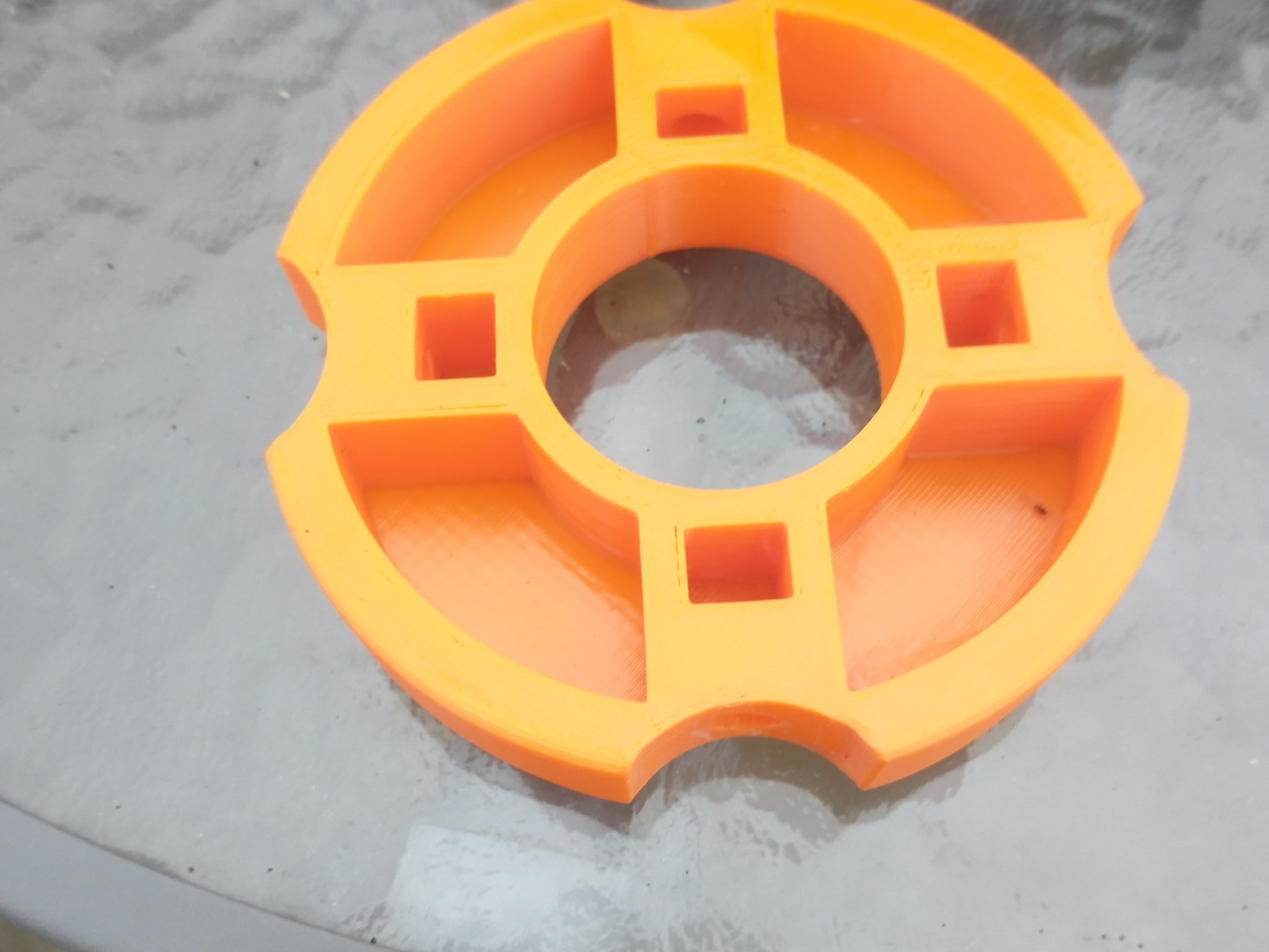 Phụ kiện thay thế 'hub' cho bàn patio kính 60cm