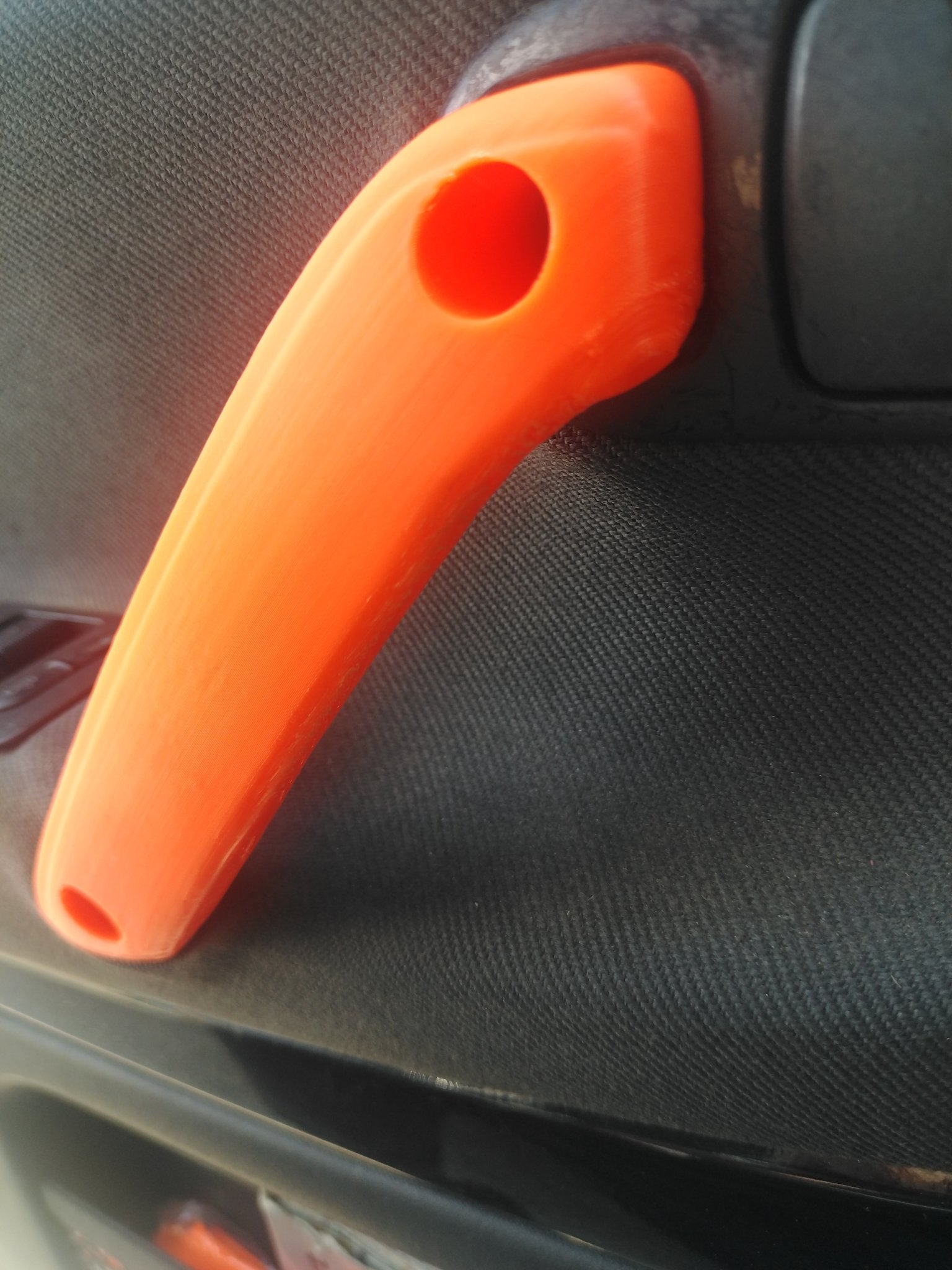 Thay thế tay nắm cửa cho xe VW Lupo