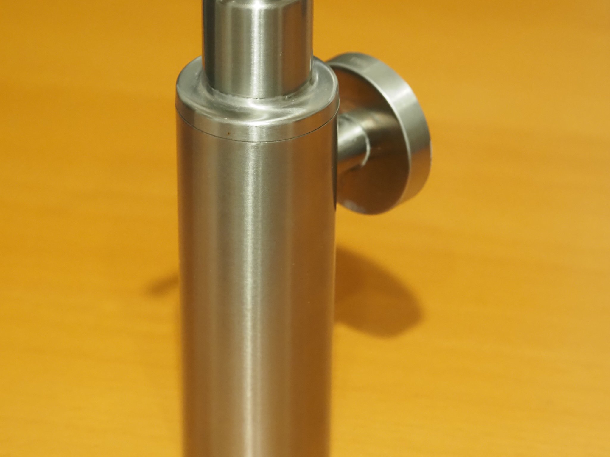 Bình đựng xà phòng bằng thép không gỉ Boston