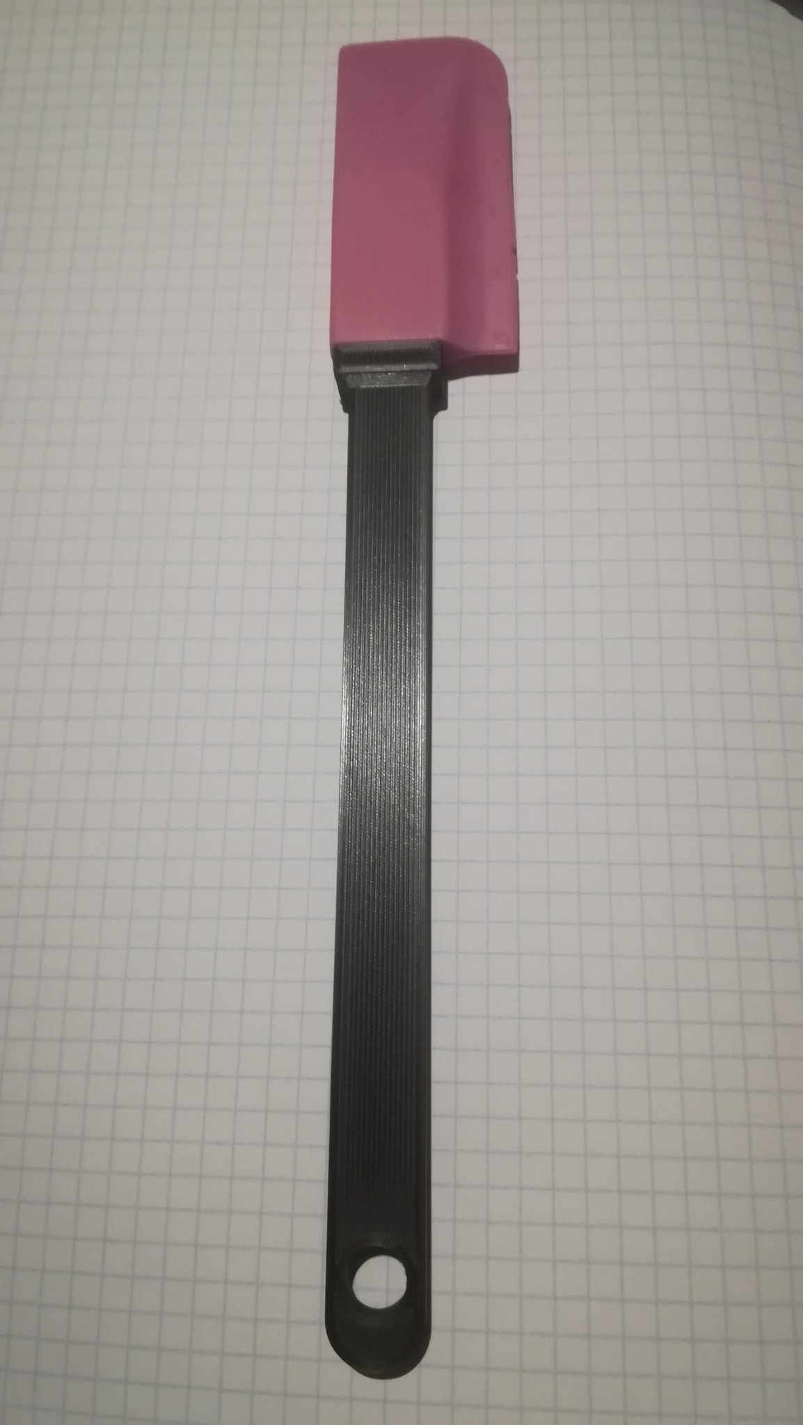 Cái thìa lật nồi tiện dụng cho bếp nhà bạn