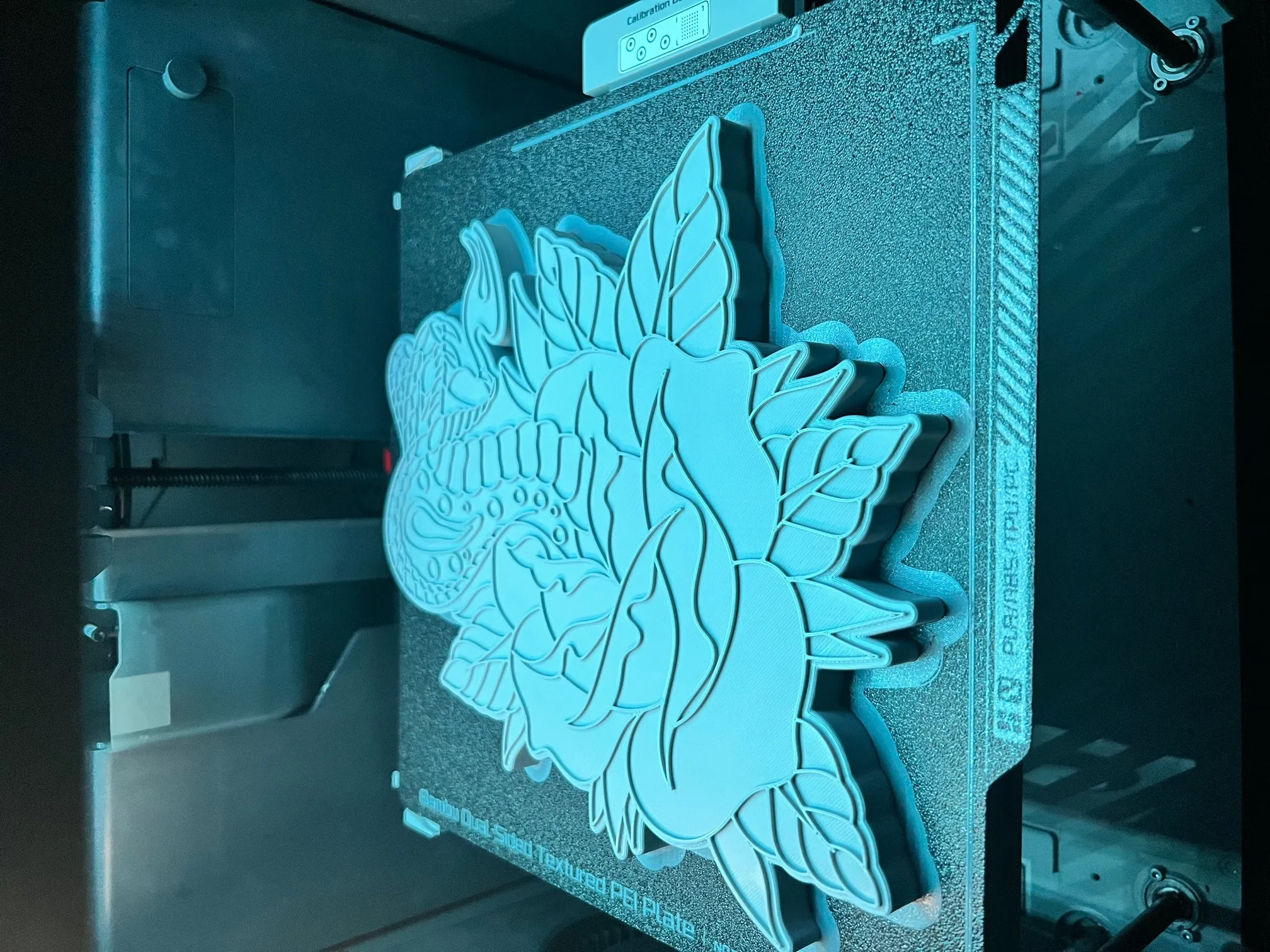 Hình xăm truyền thống rắn và hoa hồng phong cách Mỹ