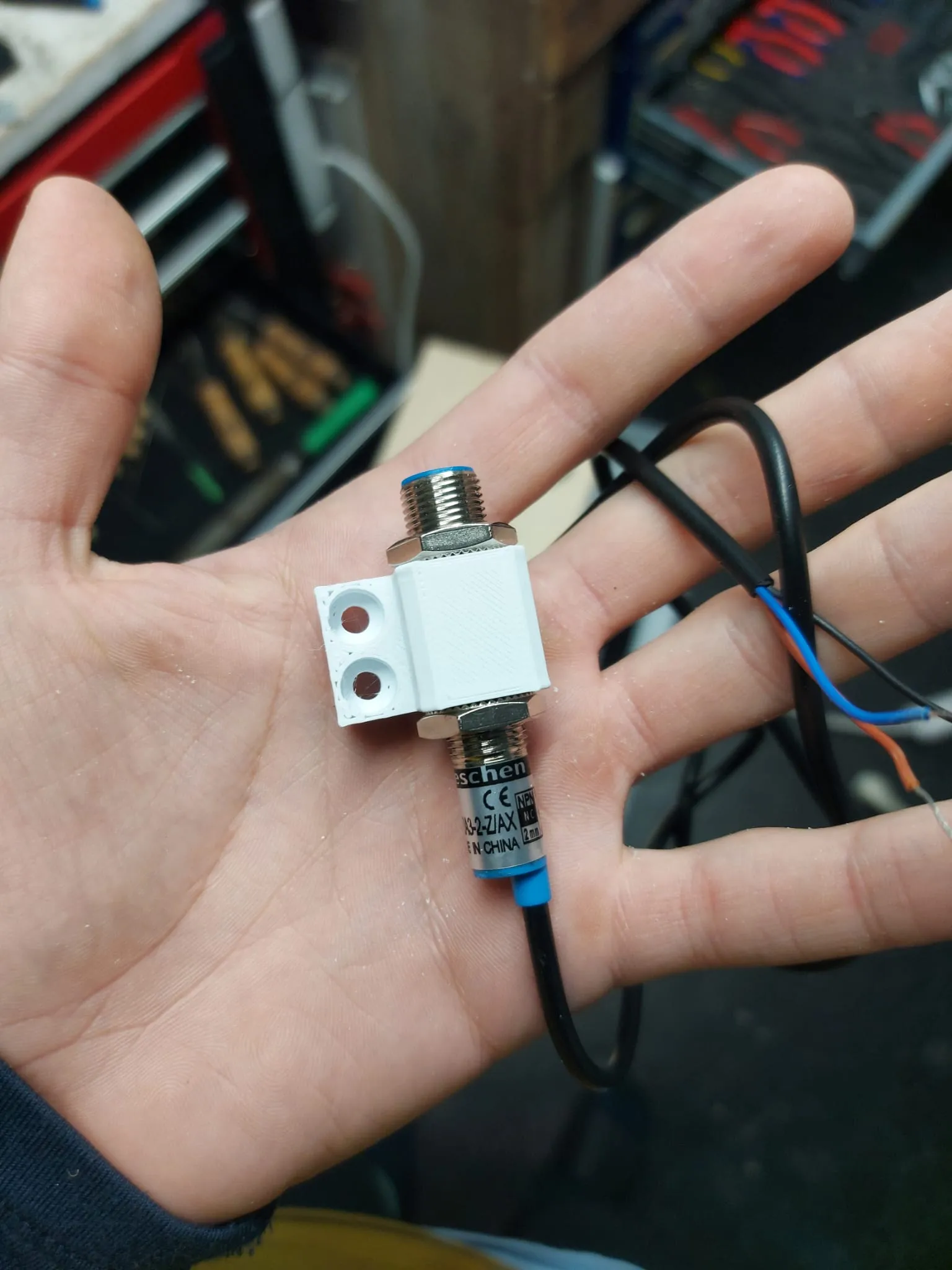 Giá đỡ công tắc giới hạn M12 cho máy CNC