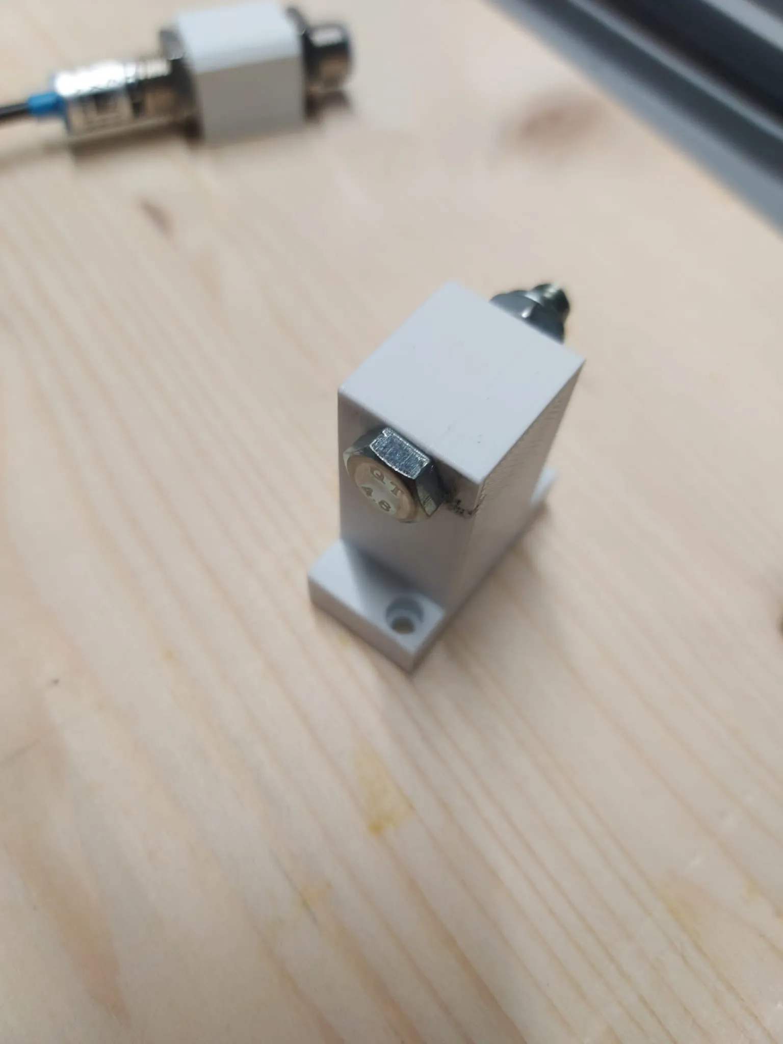 Giá đỡ công tắc giới hạn M12 cho máy CNC