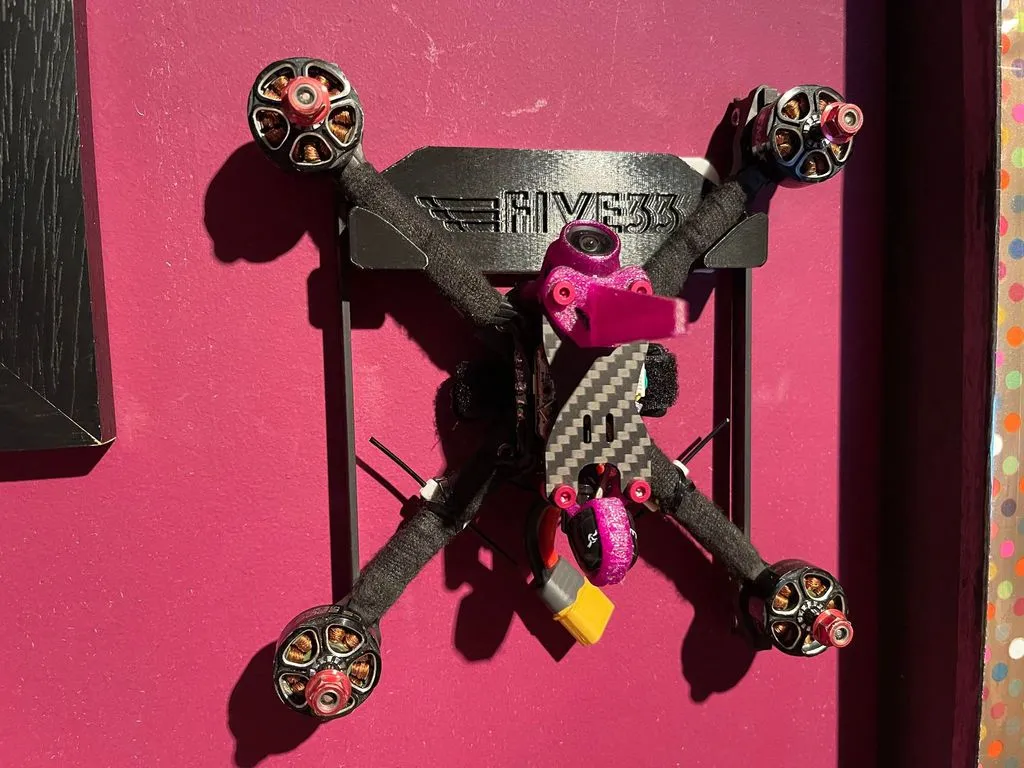 Giá treo tường Five33 SwitchBack Pro đơn giản