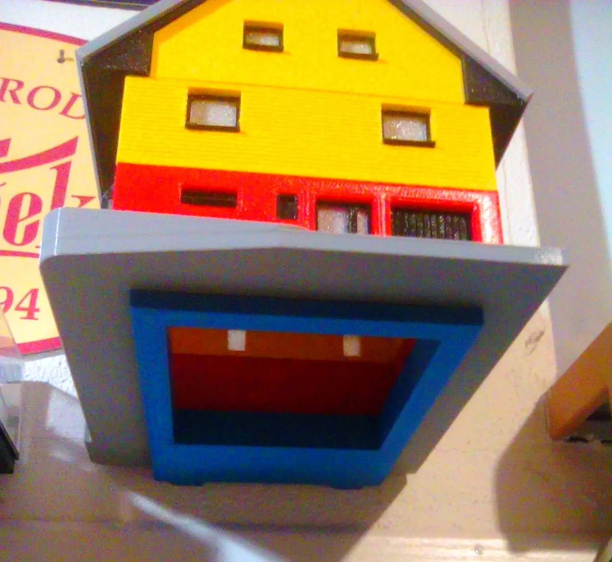 Giá treo cho bộ "My house V2" trên tường