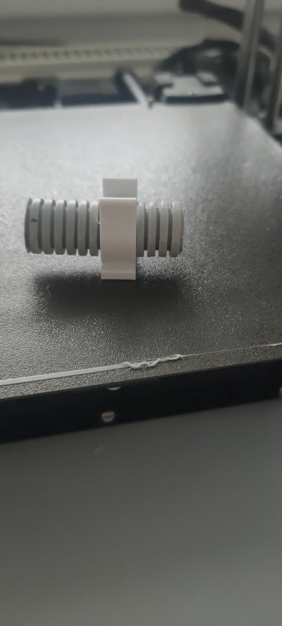 Giá đỡ dây cáp 16mm không cần khoan lỗ