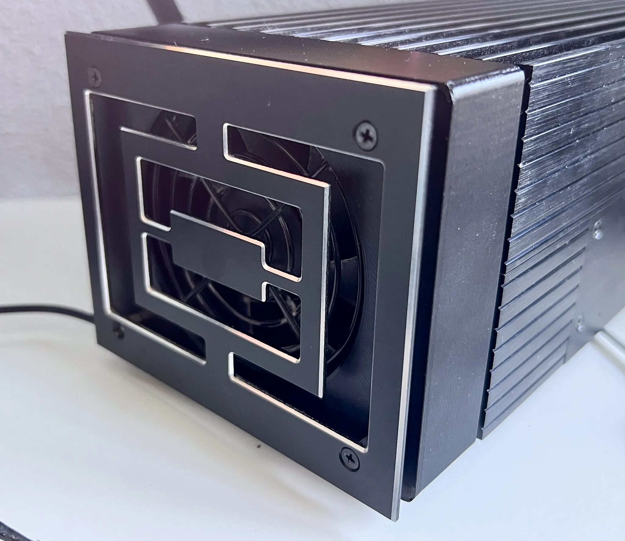 Bộ chuyển đổi quạt 80mm cho vỏ Akasa Turing NUC