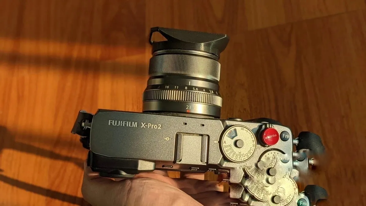 Mũ lens phong cách LEICA cho fujifilm XF23 XF35 f2
