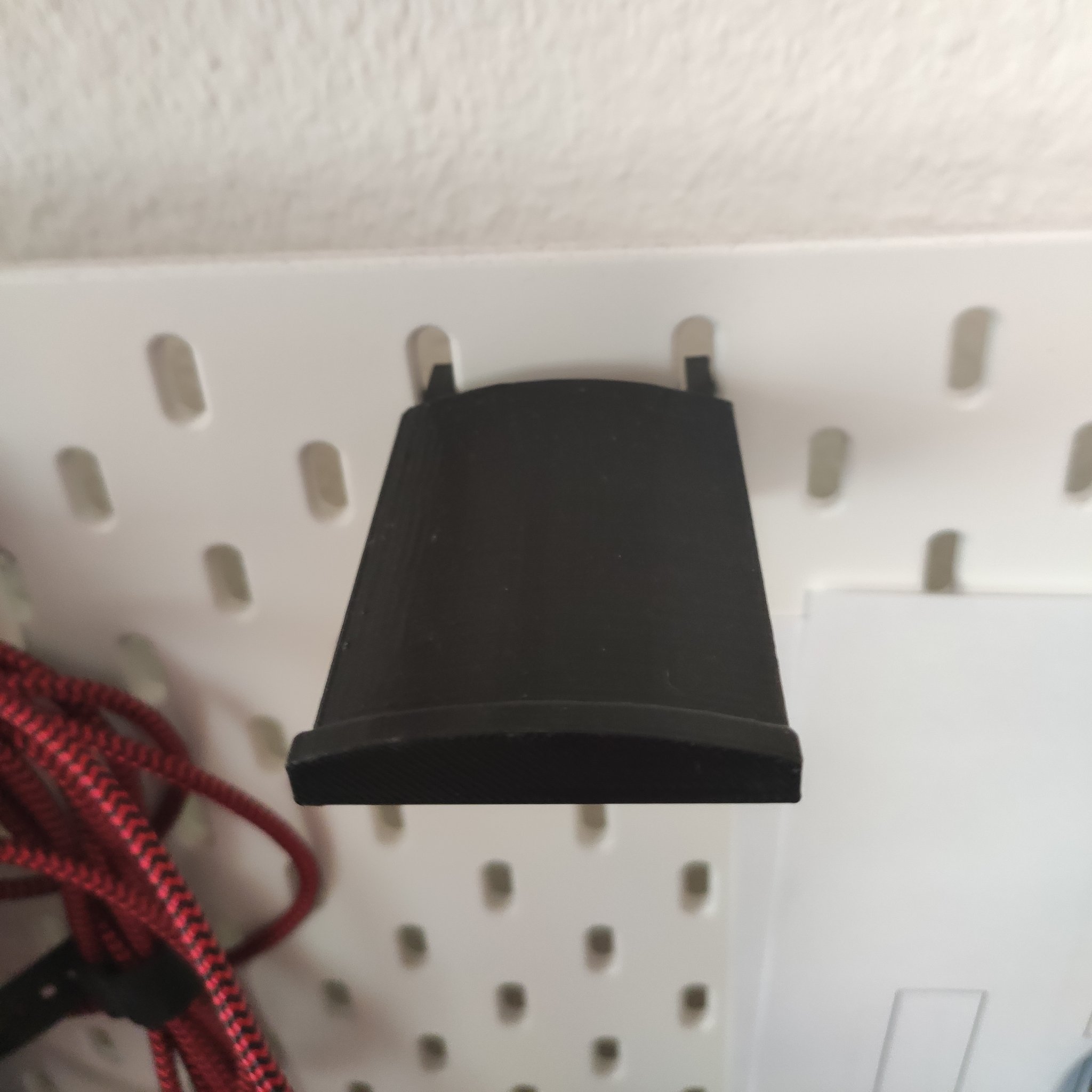 Giá đỡ tai nghe cho bảng ghim Skadis của IKEA