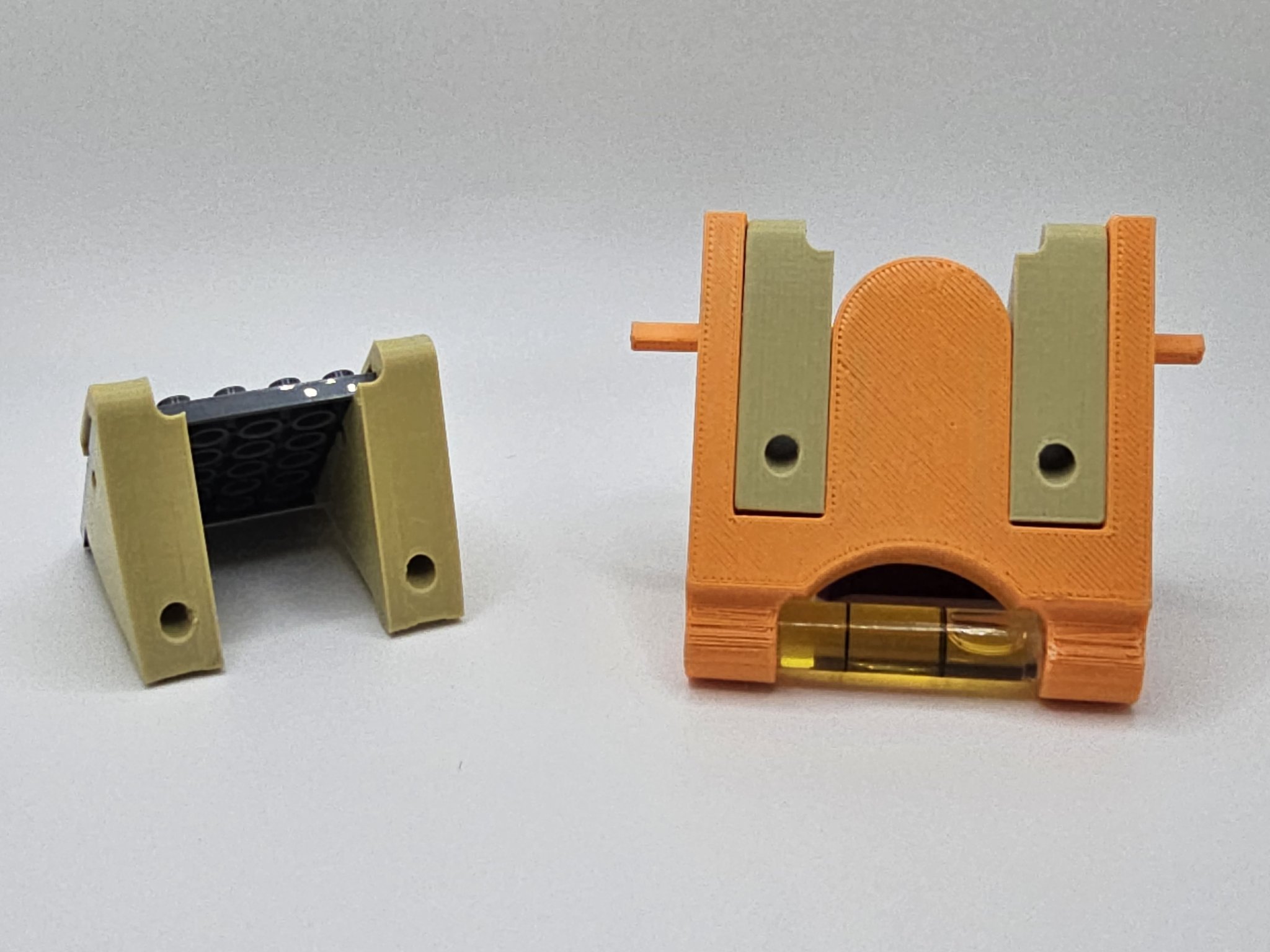 Giá đỡ gắn tường cho các mảnh gạch ở góc 60 độ