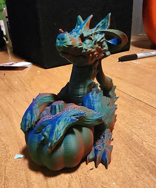 Rồng sói con dễ thương cho Halloween