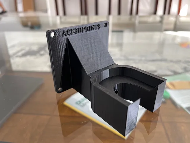 Giá đỡ treo tường cho máy cắt cỏ Ego Edger & Stringer