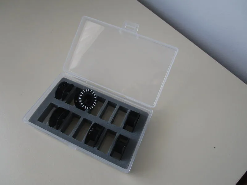 Hộp chèn cuộn chỉ Bernina bằng TPU