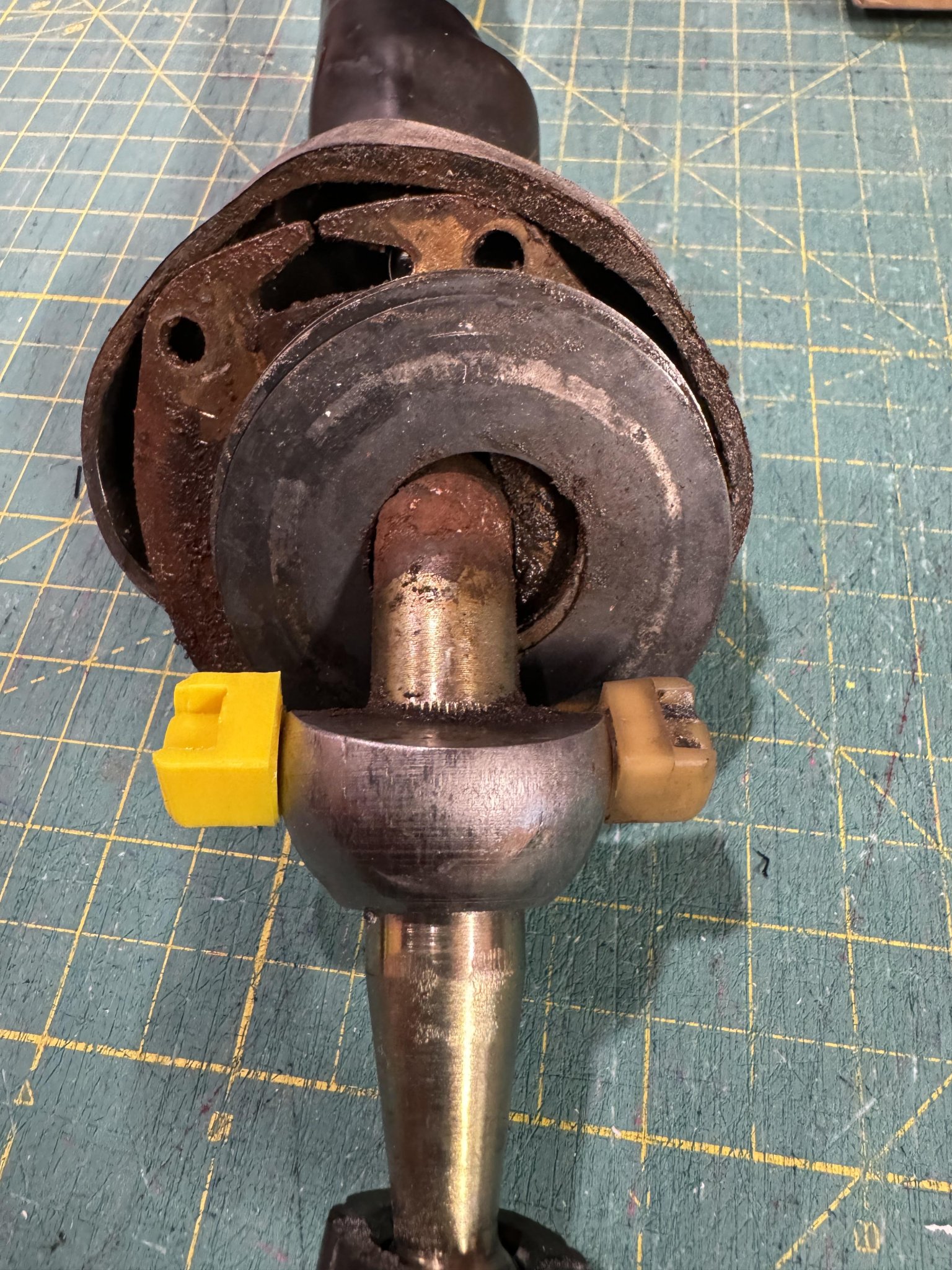 Bushings lắp ráp cần số Jeep từ tháp cần số