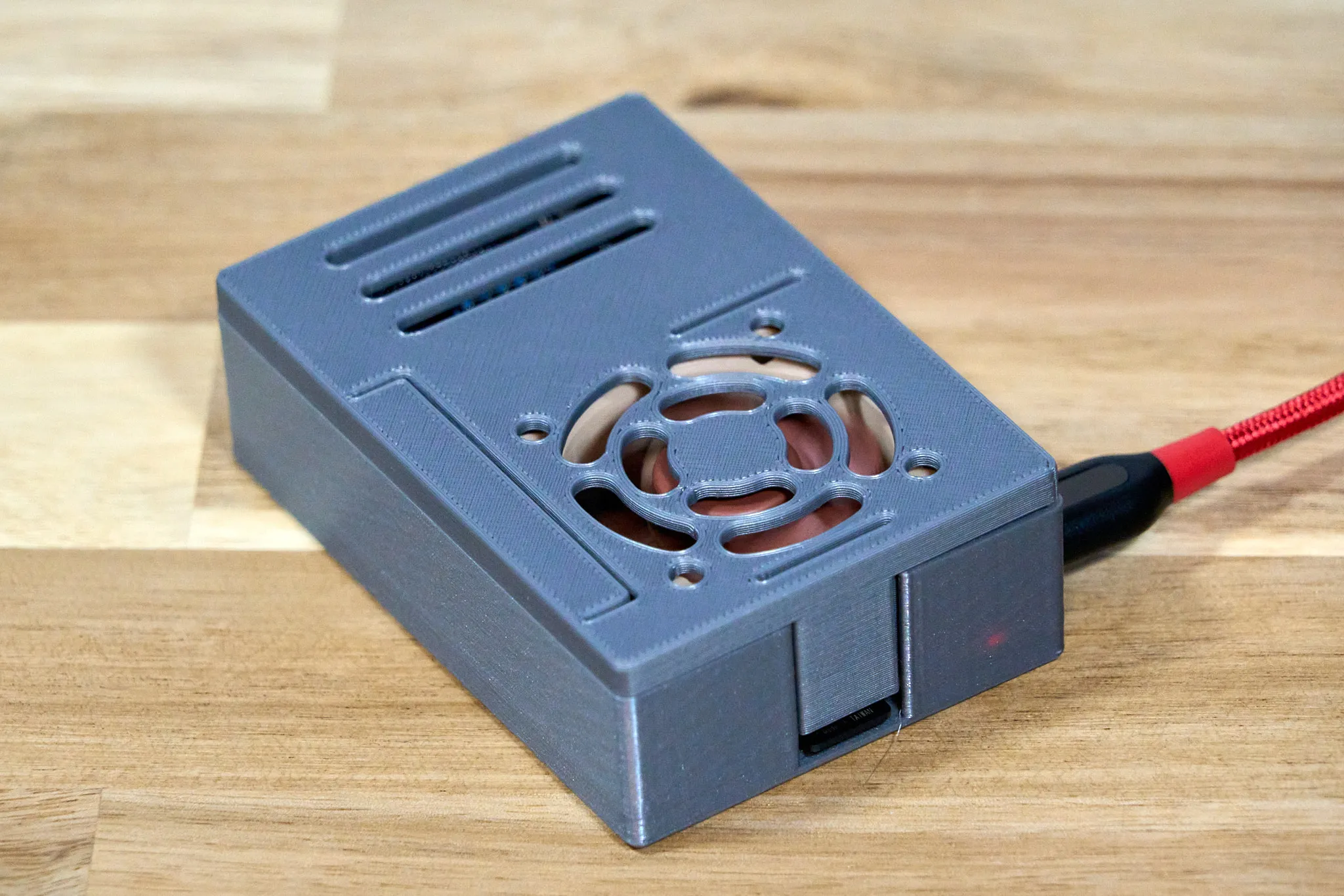 Vỏ máy Pi 3B/4B hỗ trợ quạt 40x10