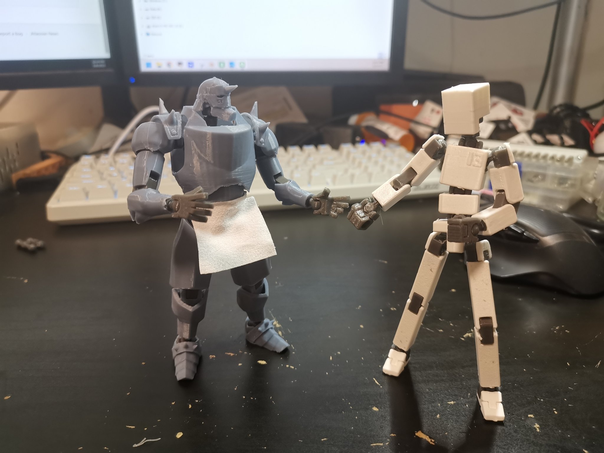 Giáp Alphonse Elric với thiết kế dễ dàng 13 khớp