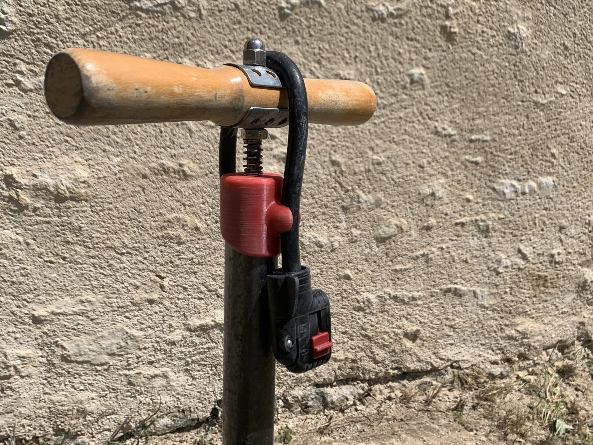 Thay thế đầu trên bơm chân Zefal loại Sulki