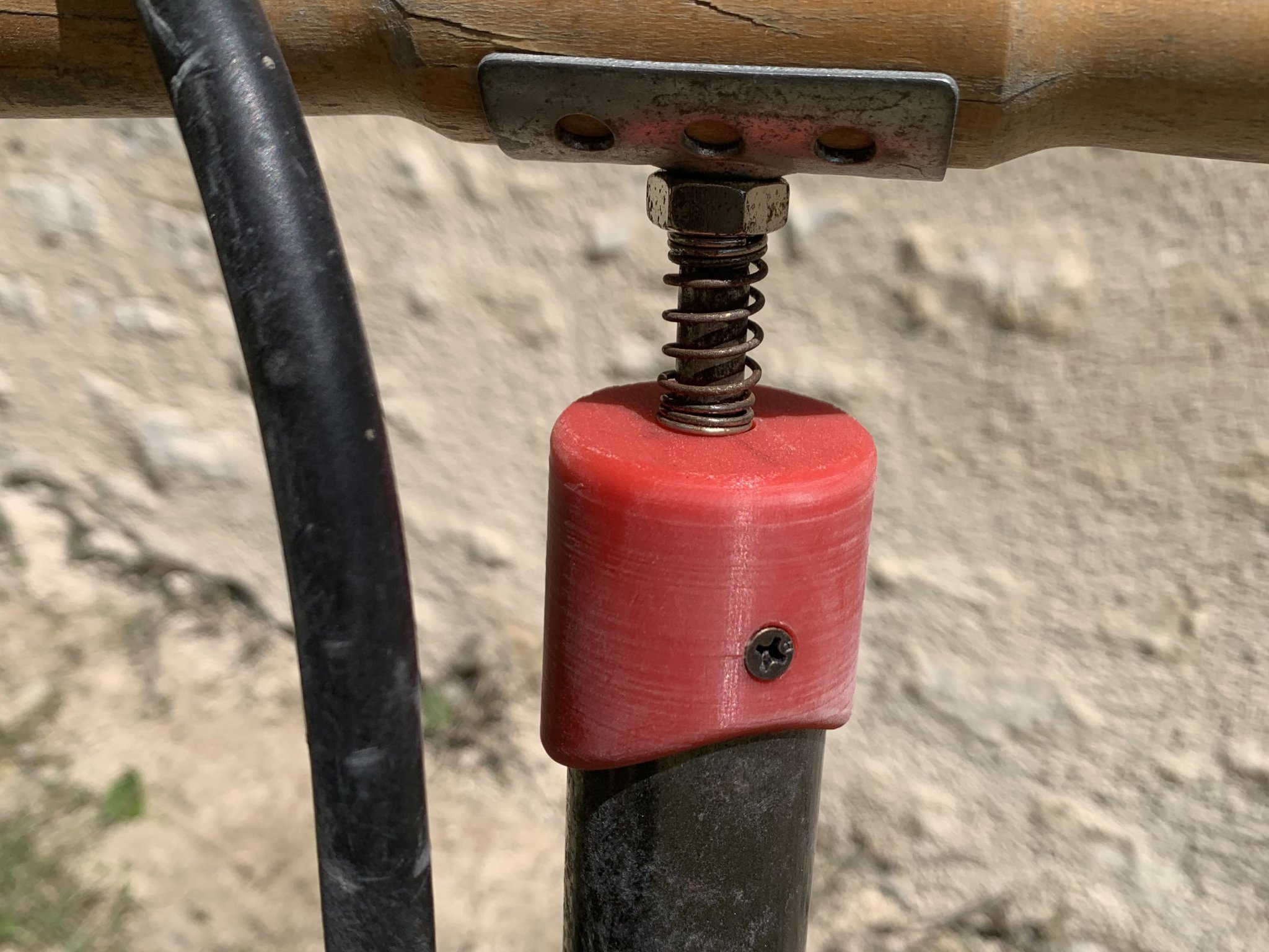 Thay thế đầu trên bơm chân Zefal loại Sulki