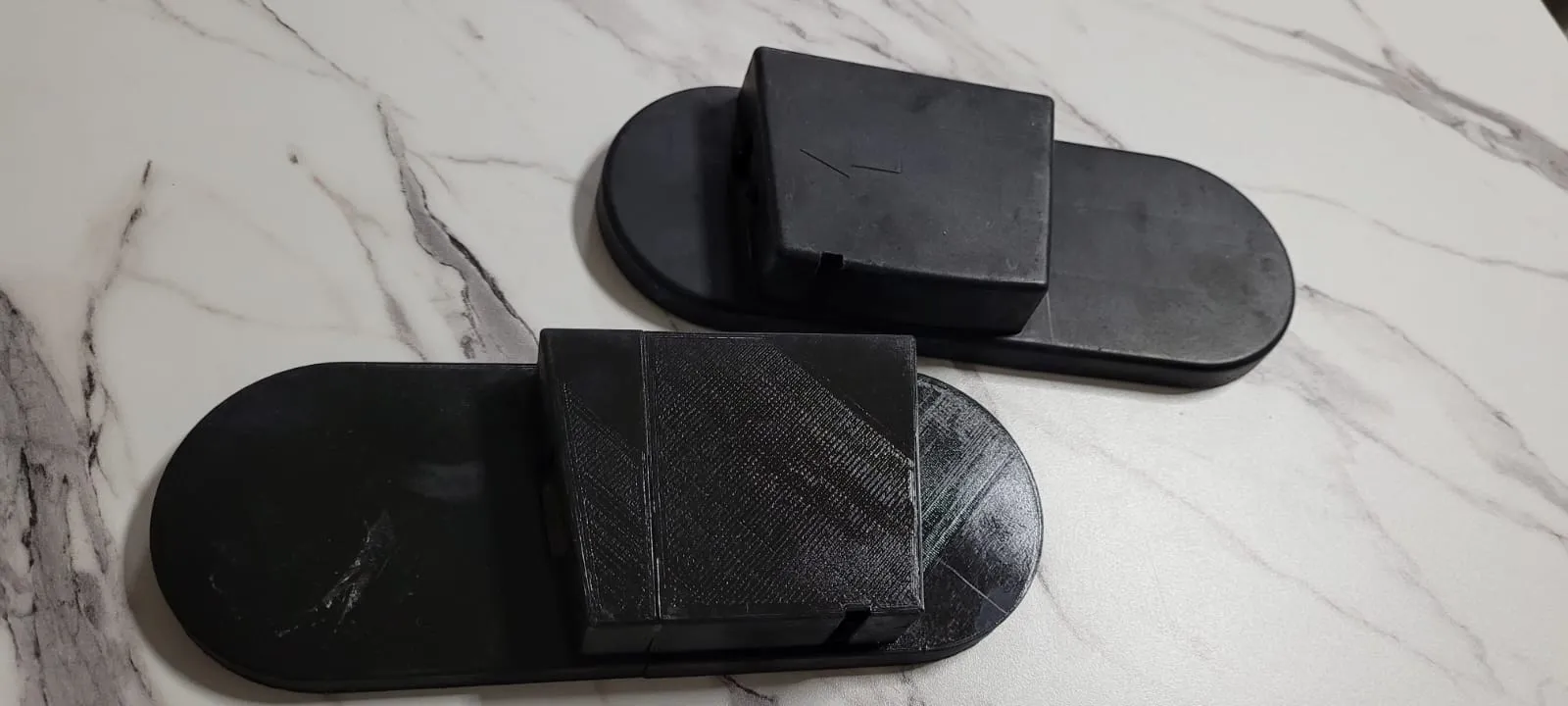 PÉ VENTILADOR CADENCE 850 ĐƯỢC THIẾT KẾ LẠI