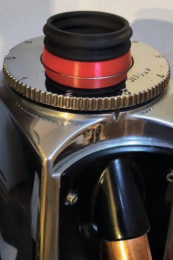 Bình chứa và ống dẫn cho máy xay cà phê Mazzer Major